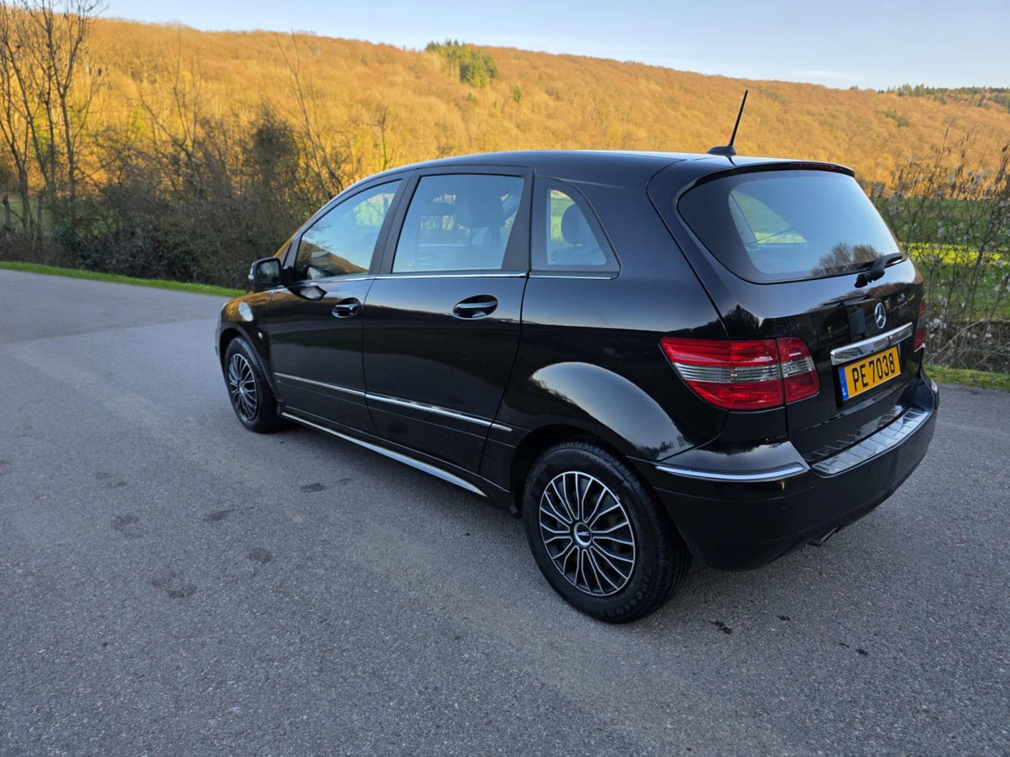 Mercedes B 180 B (2011) - Photo 4