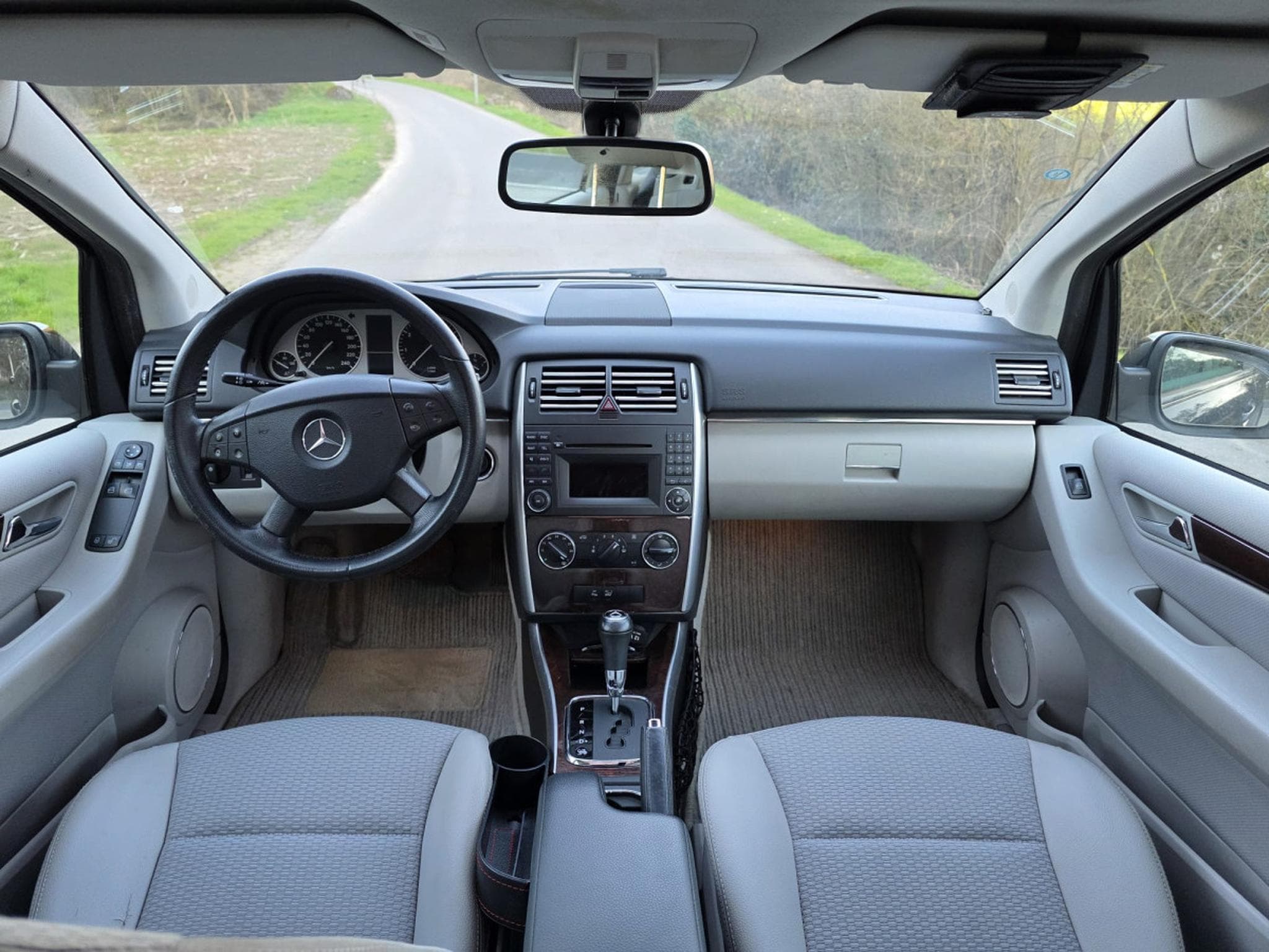 Mercedes B 180 B (2011) - Photo 7