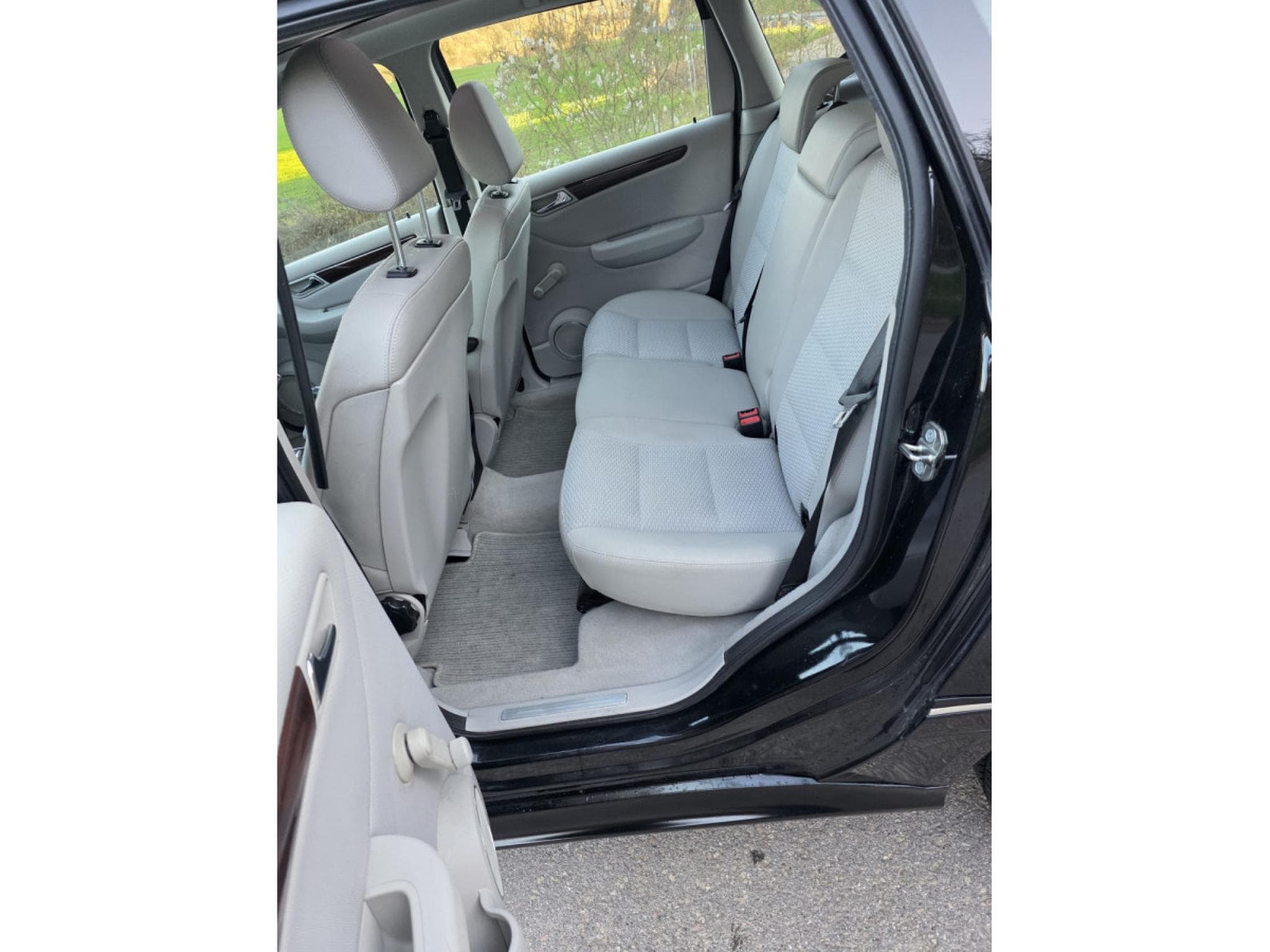 Mercedes B 180 B (2011) - Photo 8