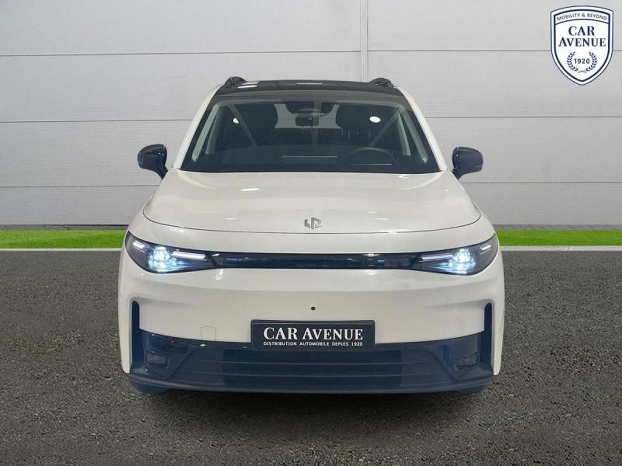 LEAPMOTOR C10 BEV 218ch 69,9 kWh Design MY24 (2025) - Photo 4