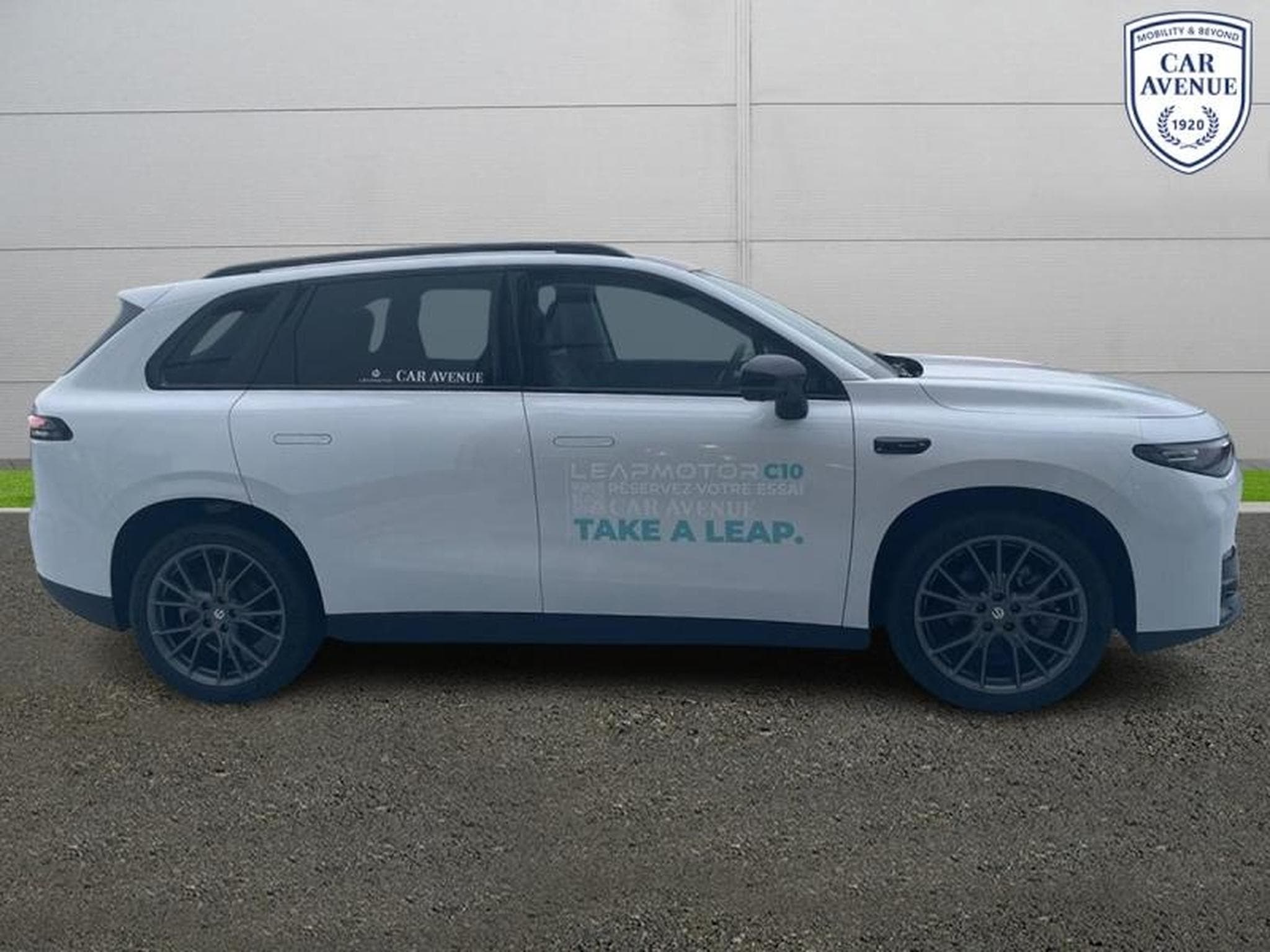 LEAPMOTOR C10 BEV 218ch 69,9 kWh Design MY24 (2025) - Photo 5