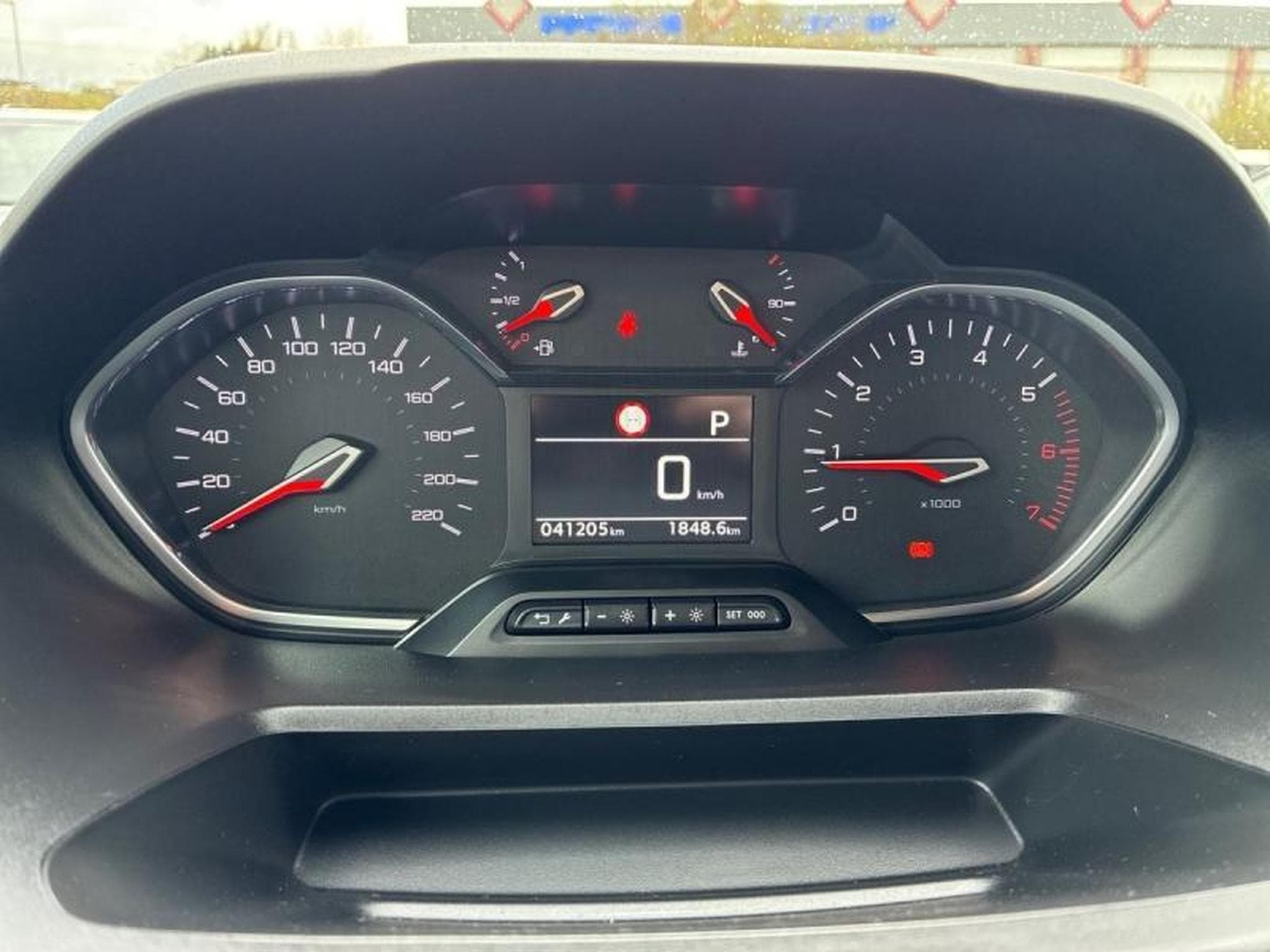 PEUGEOT Rifter 1.2 PureTech 130ch S&S Standard Allure EAT8 (2019) - Photo 2