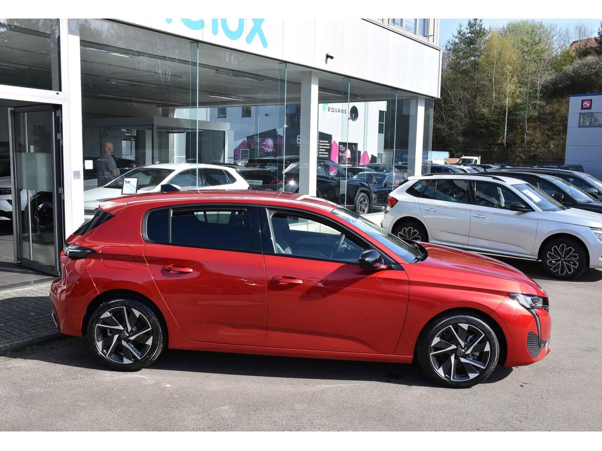 Peugeot 308 1.2 Hybrid 145 e-DCS6 Allure ACC LANE GPS CAM360 1° MAIN (2025) - Photo 3