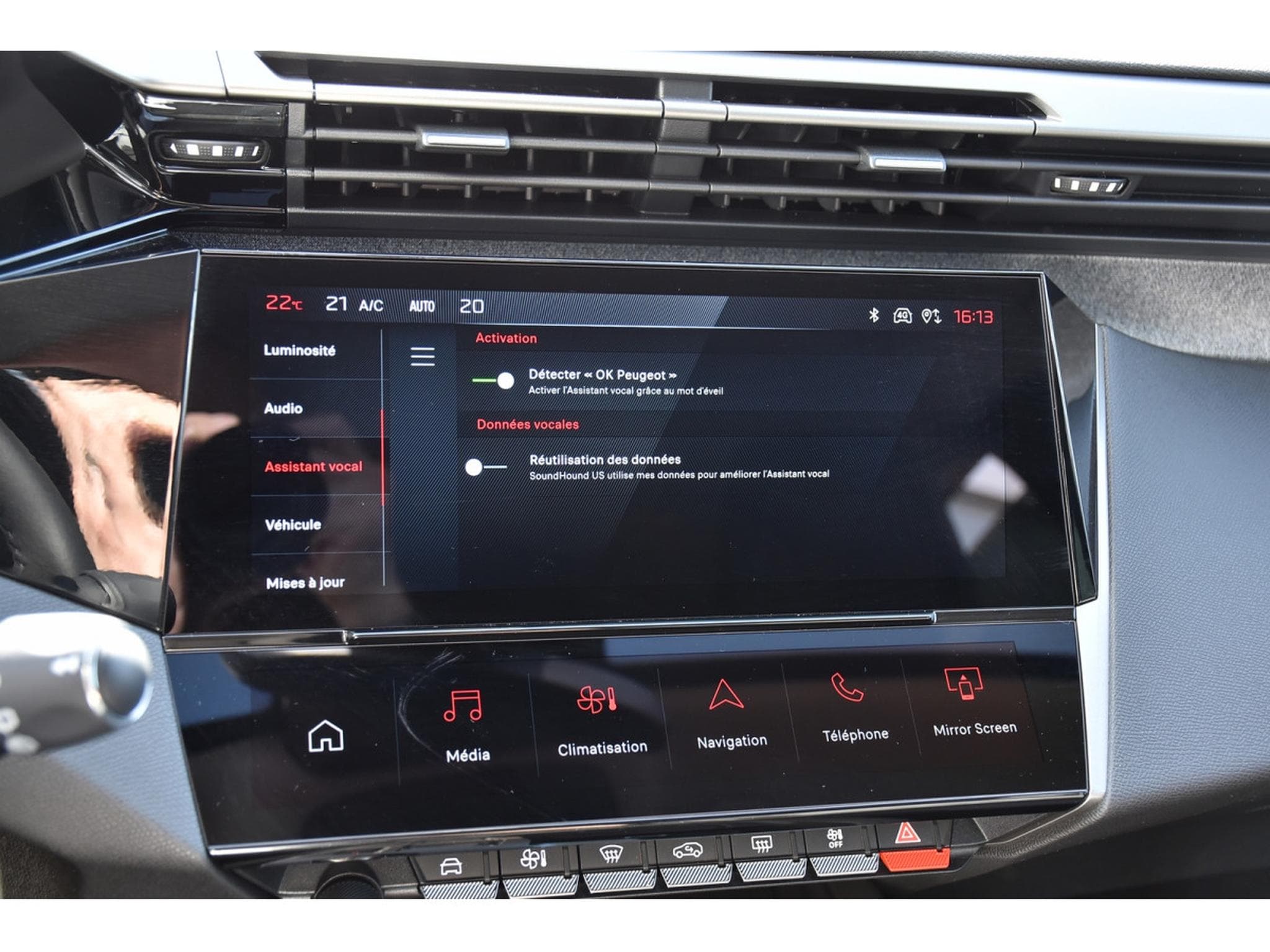 Peugeot 308 1.2 Hybrid 145 e-DCS6 Allure ACC LANE GPS CAM360 1° MAIN (2025) - Photo 14