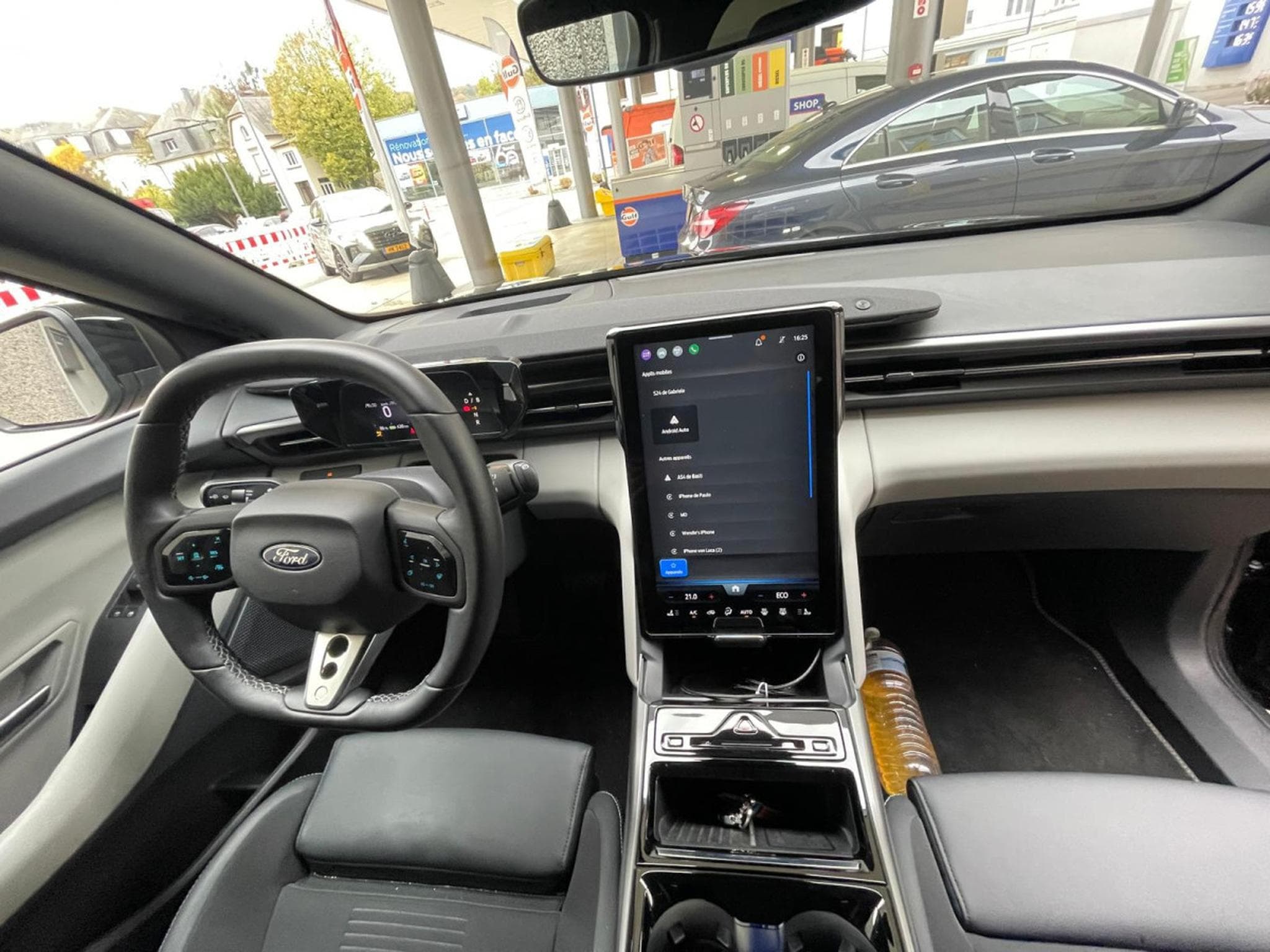 Ford Capri Select 79kWh AWD - 340cv (2024) - Foto 14