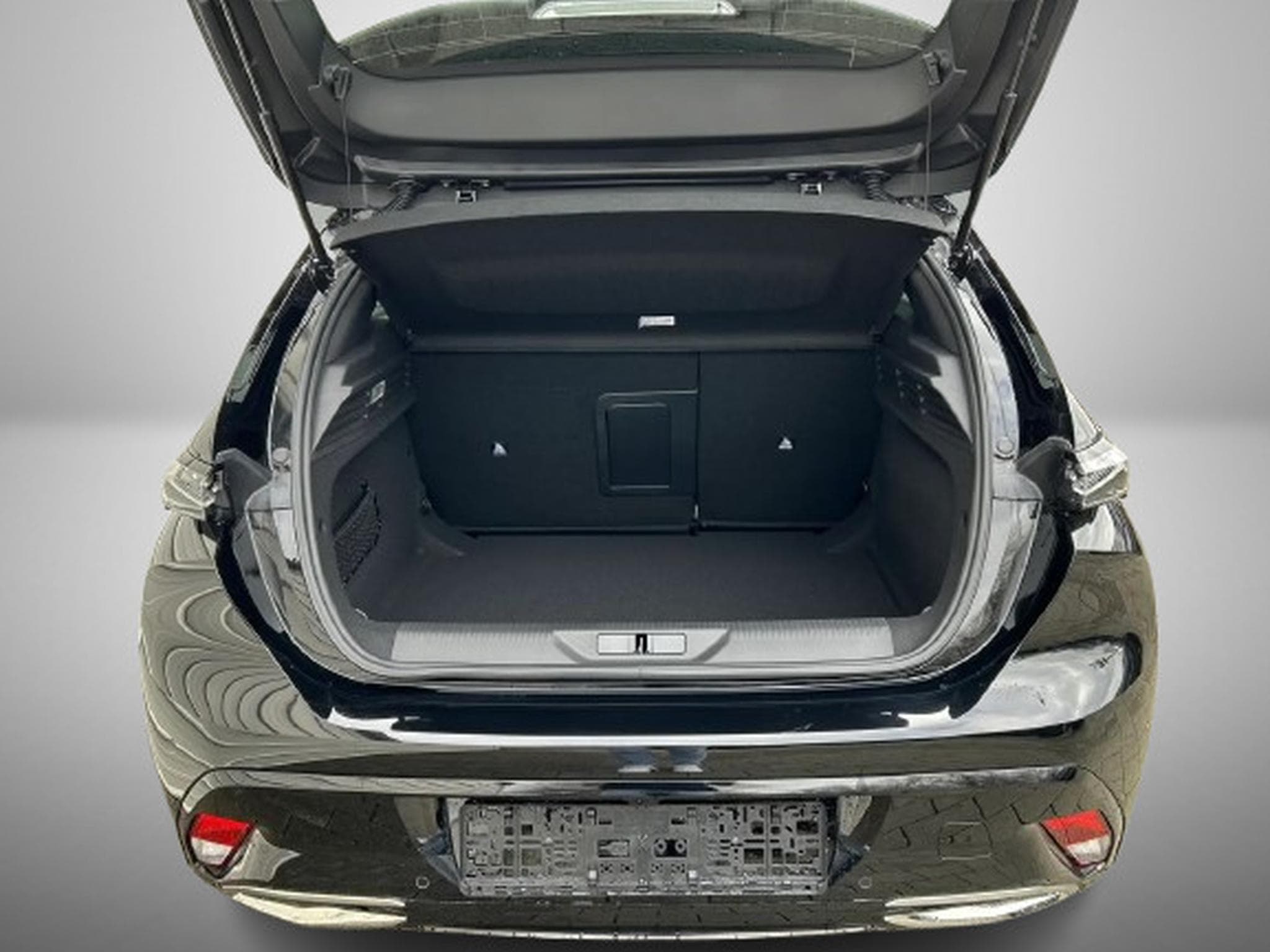 Peugeot 308 1.2 PureTech 145 e-DSC6 GT (2025) - Photo 18