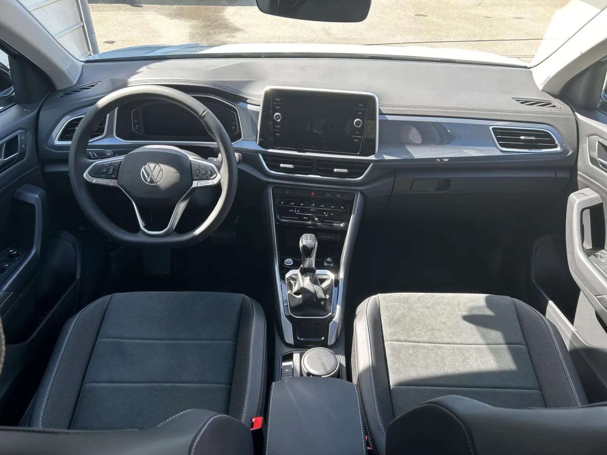 VW T-Roc 1.5 TSi 150 DSG Style (2026) - Photo 5