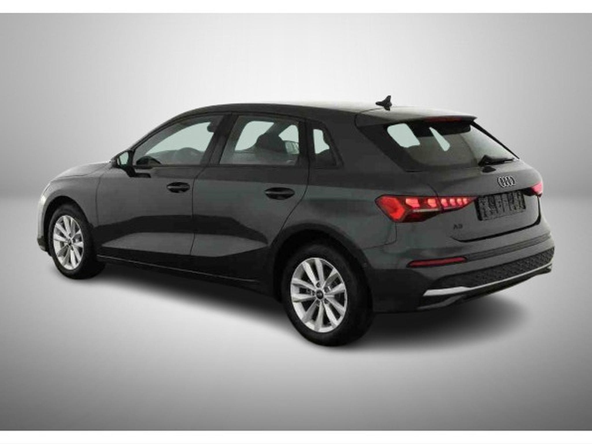 Audi A3 35 TFSi 150 Sportback S-tronic (2026) - Photo 3