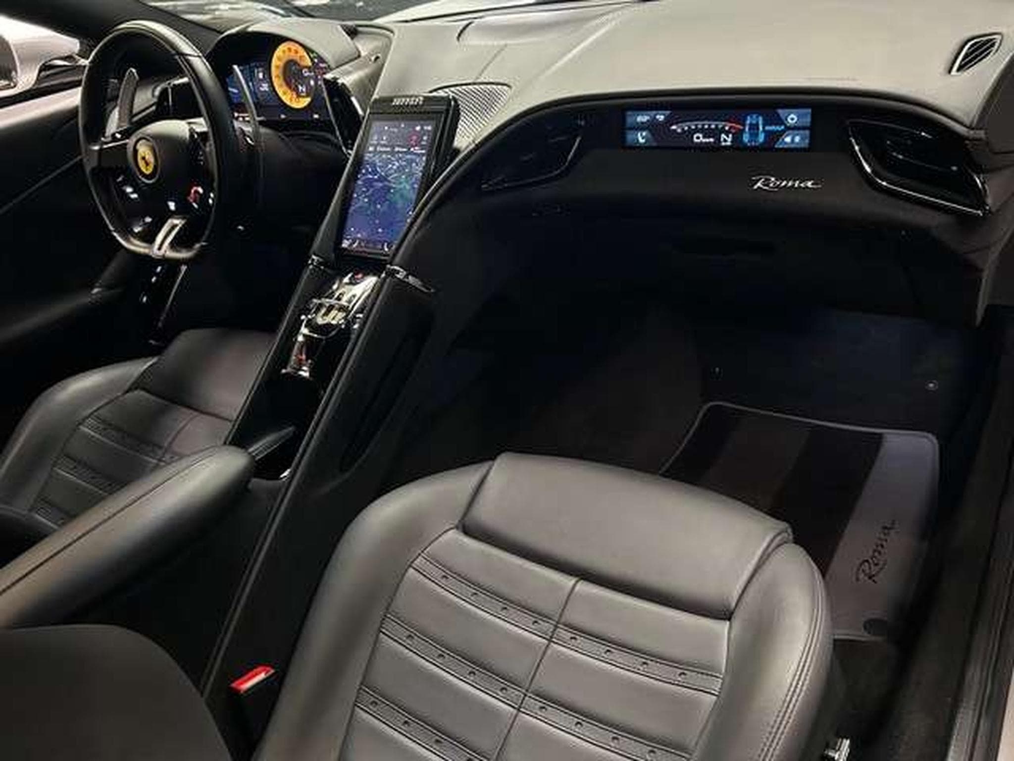 Ferrari Roma ROMA (2021) - Photo 13
