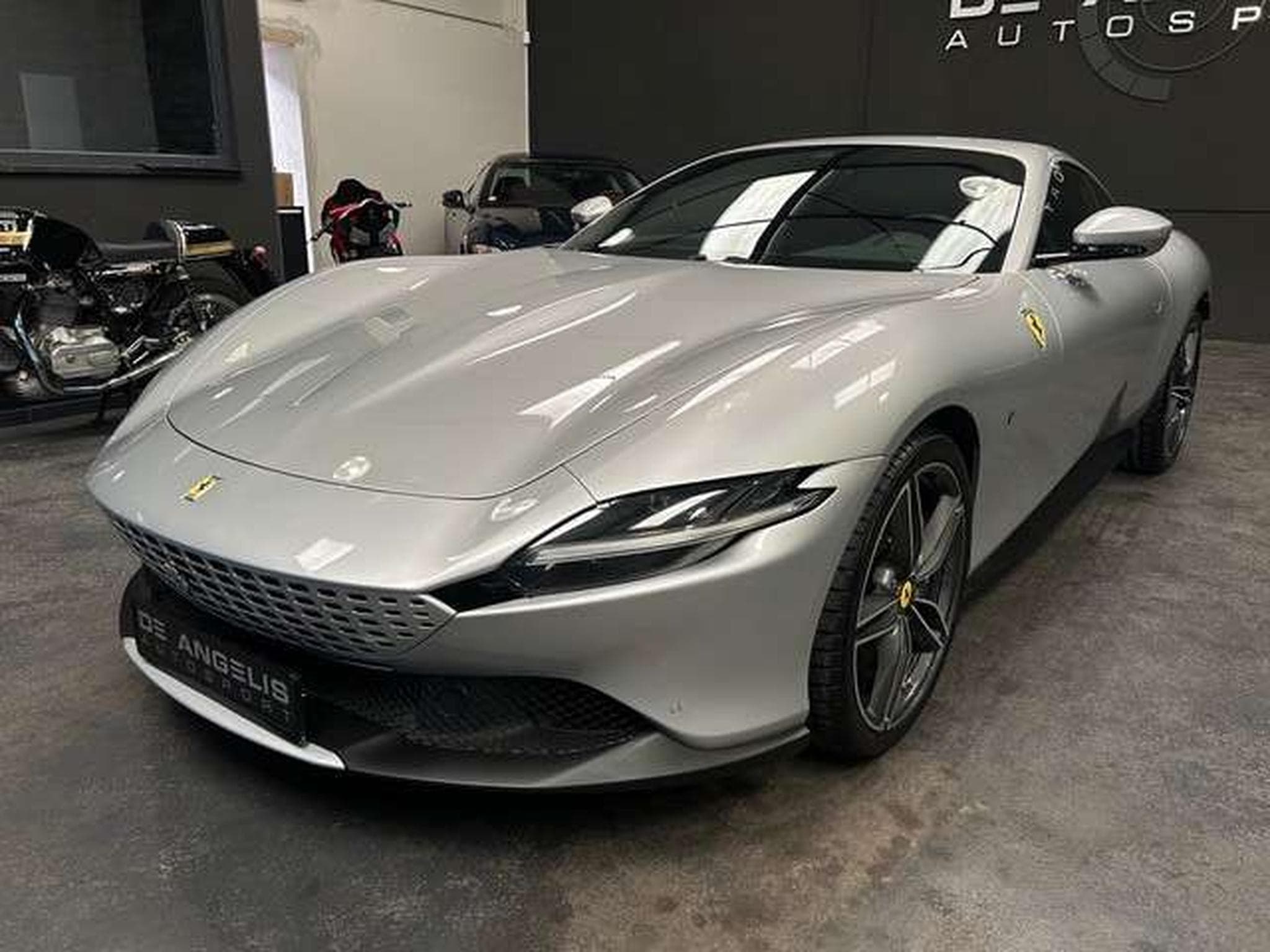 Ferrari Roma ROMA (2021) - Photo 8