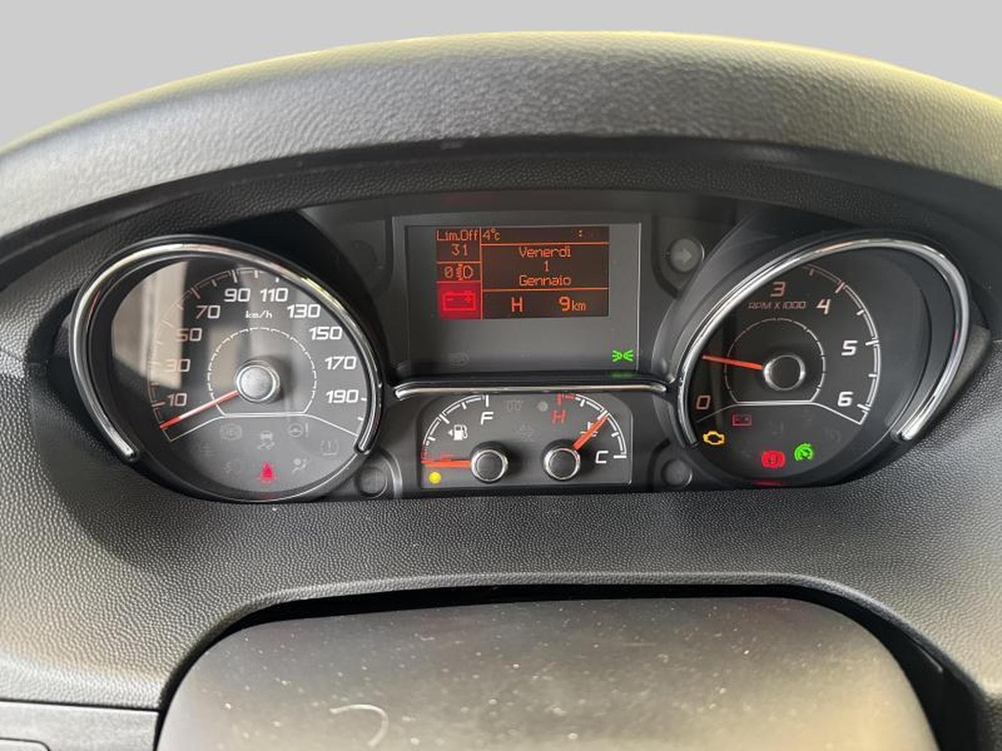 Peugeot Boxer Fourgon tole 333 L1H1 (2024) - Photo 10