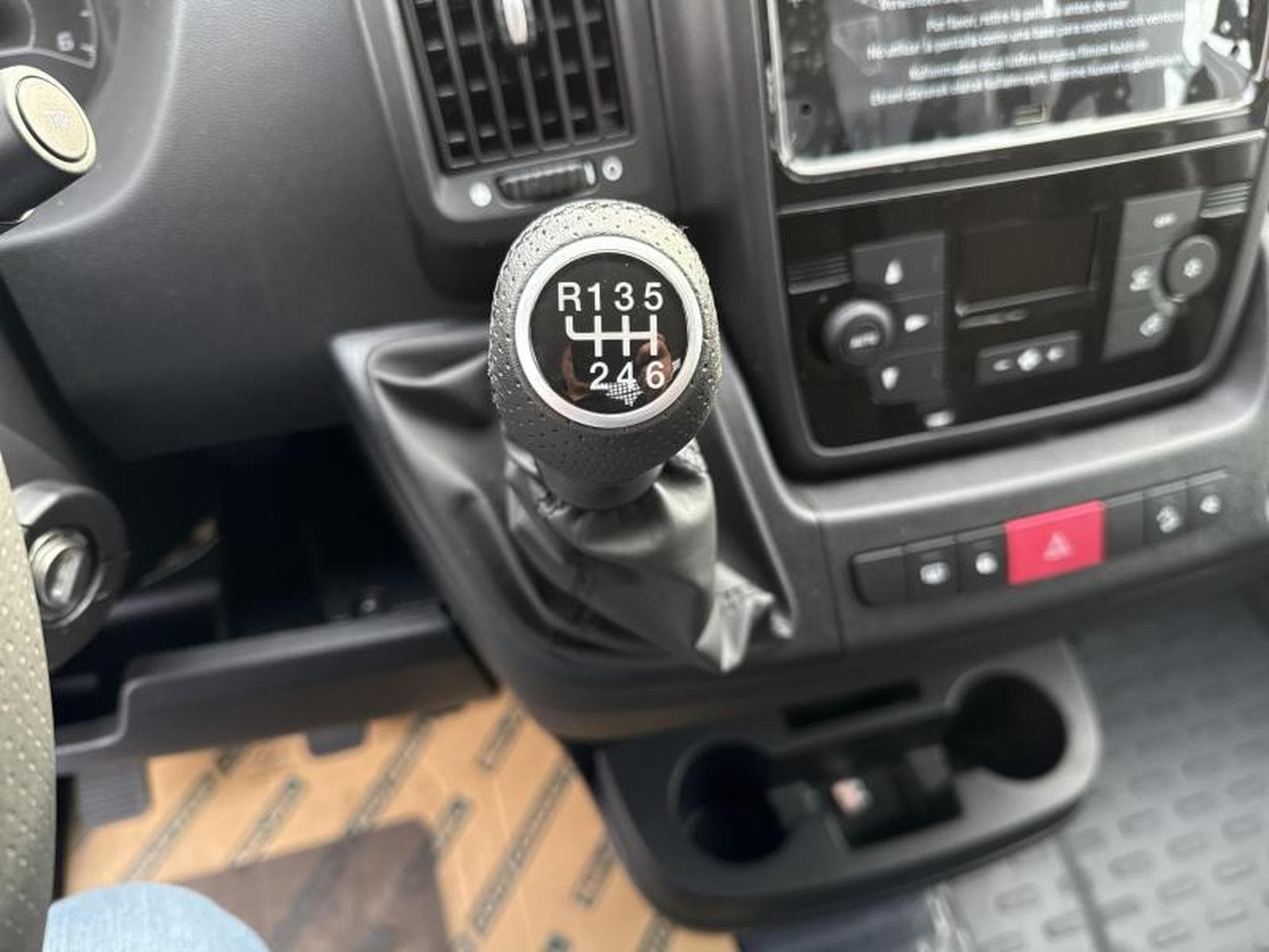 Peugeot Boxer III Pro SR (2023) - Photo 19