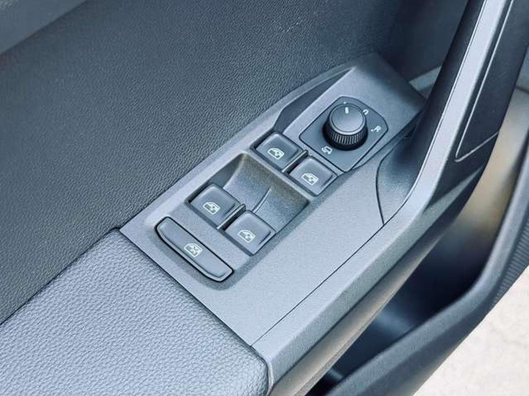 SEAT Arona Arona 1.0 TSI Move! Navi DSG (2022) - Foto 12