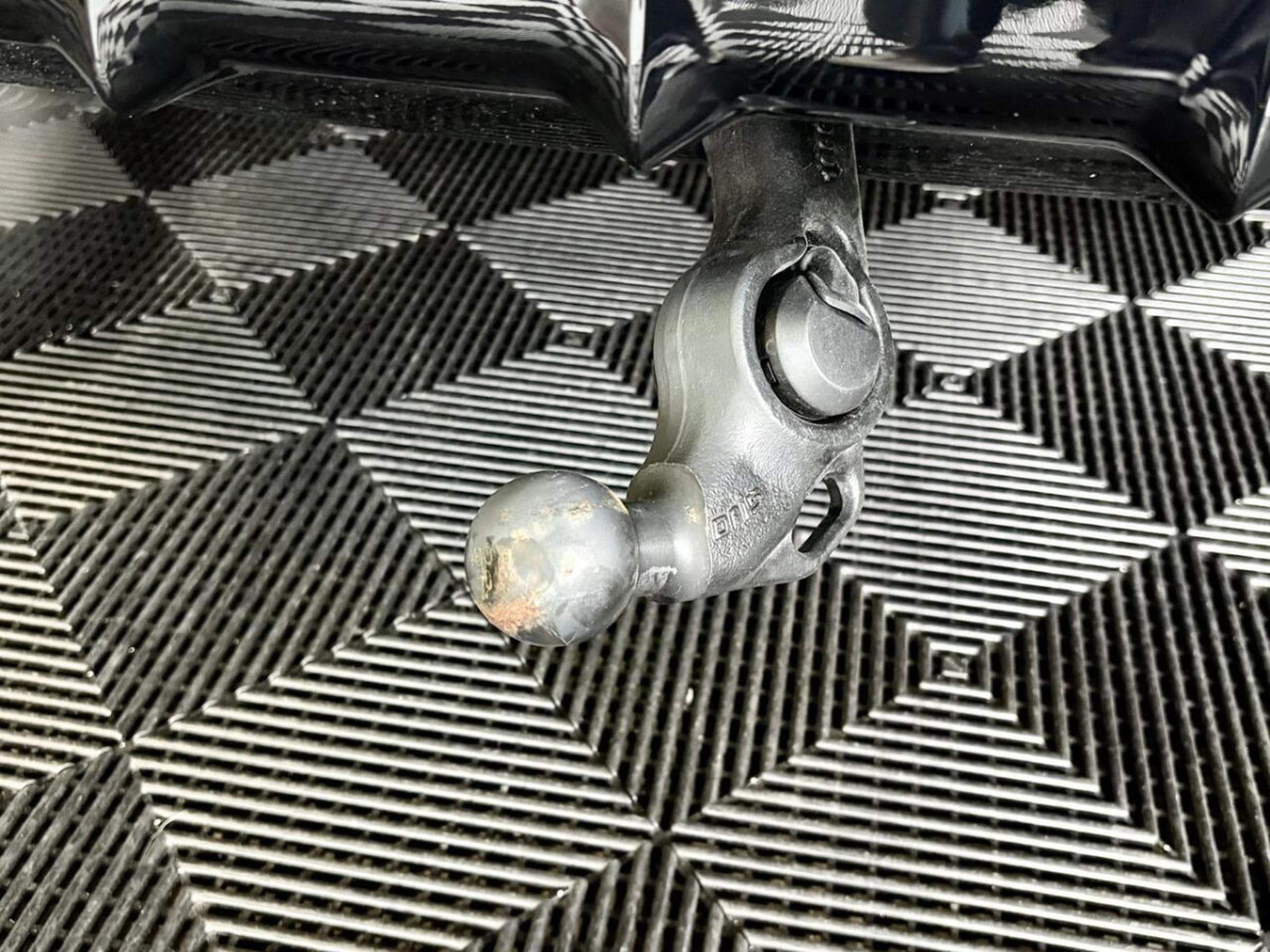 Cupra Formentor VZ 245CV eHybrid DSG6 * CUIR* HAYON * ATTELAGE* (2022) - Foto 21