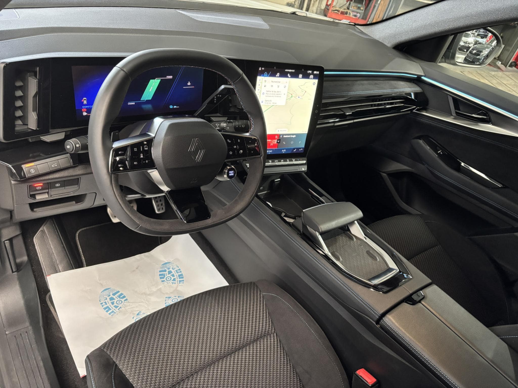 Renault Austral Esprit Alpine 200 Full Hybrid (2025) - Photo 10