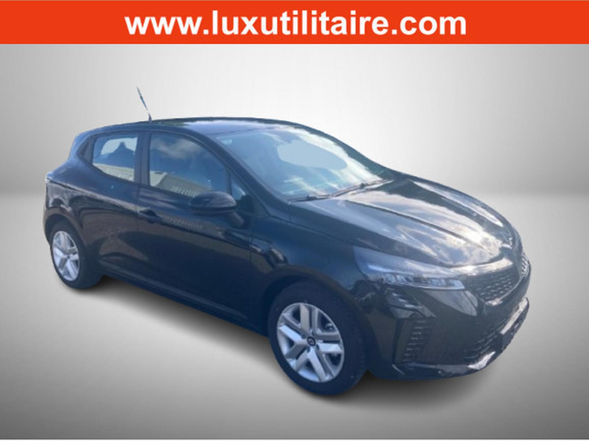 Renault Clio 1.5 dCi 101 Evolution (2025) - Photo 1