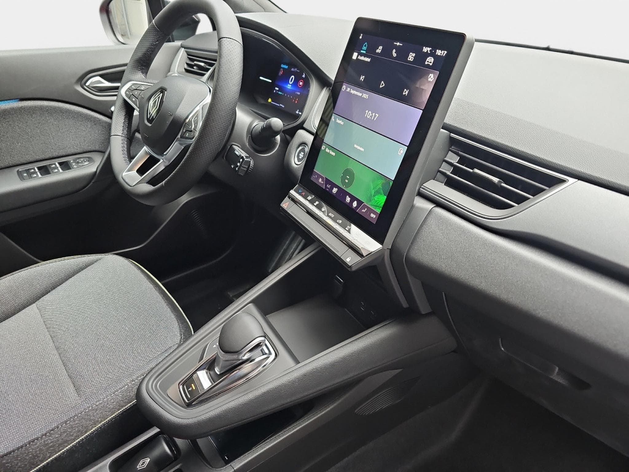 Renault Captur 1.3 TCe MHD 160 EDC Techno (2025) - Photo 16