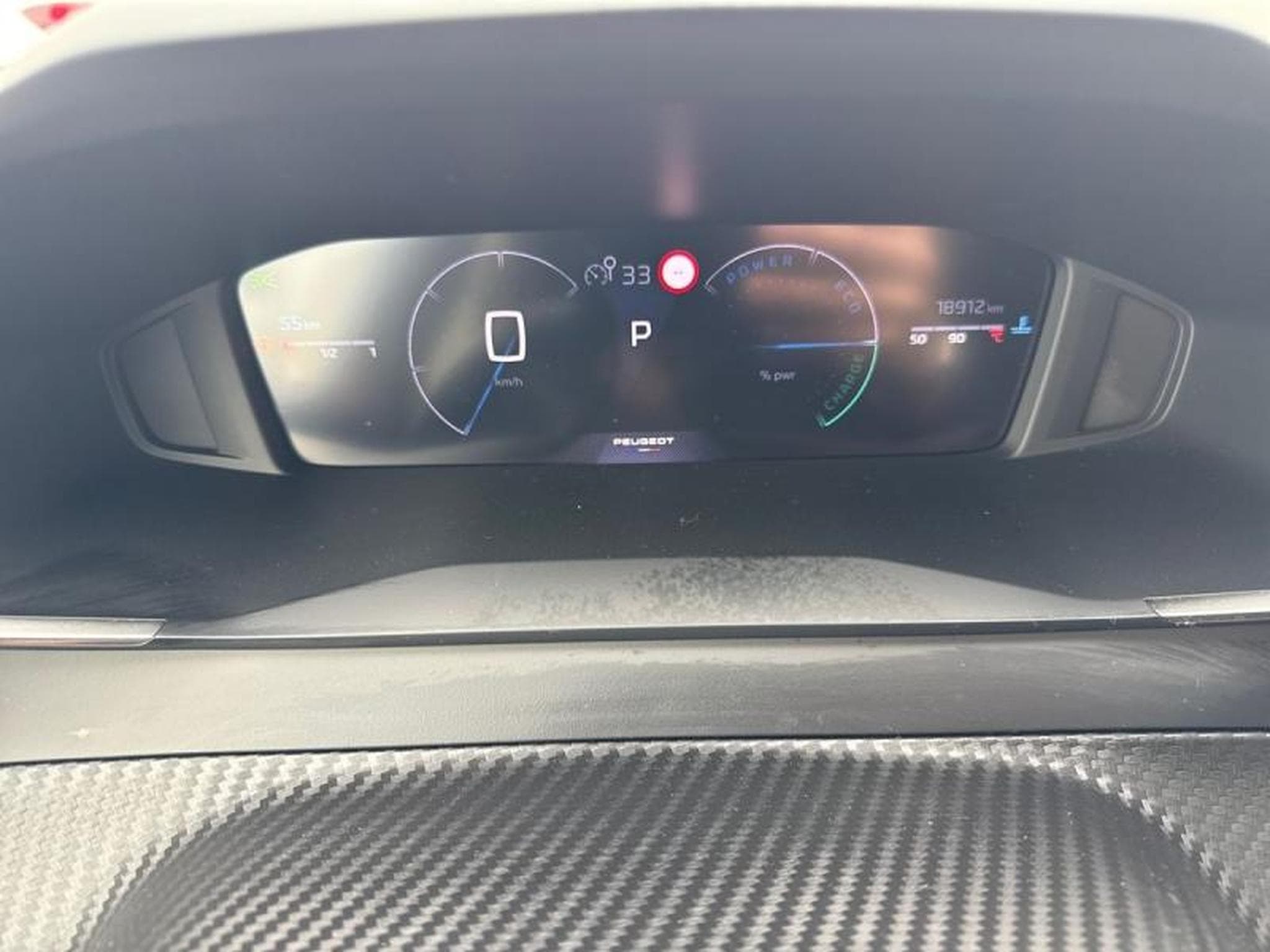 PEUGEOT 208 1.2 Hybrid 100ch Allure e-DCS6 (2024) - Photo 4