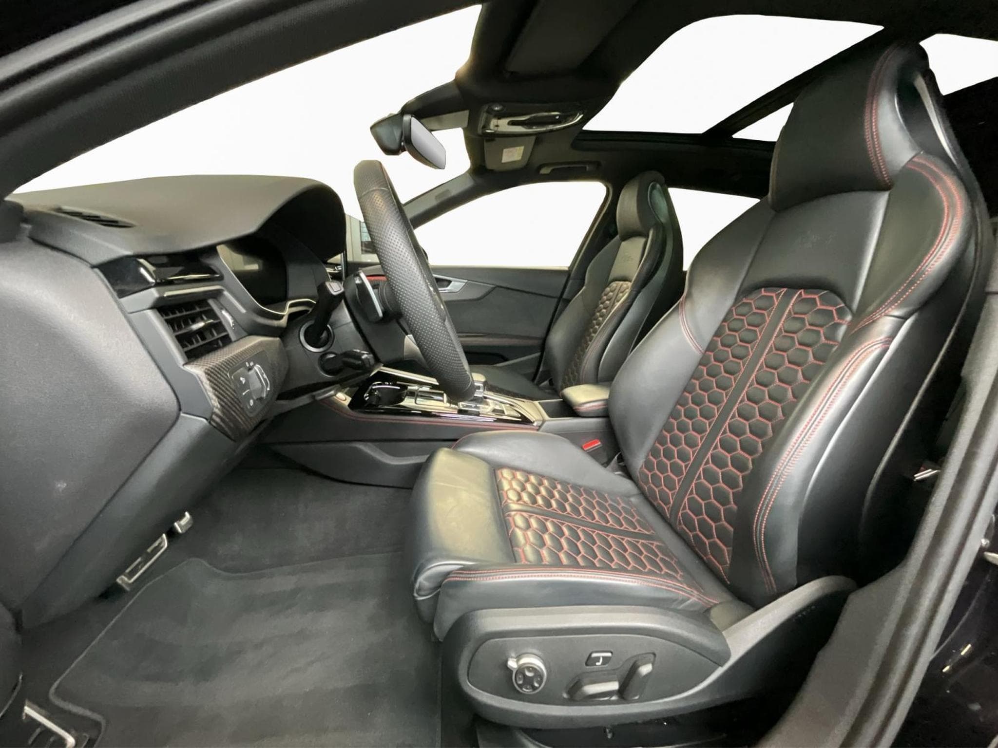 Audi RS4 Competition+Quattro+Tiptronic (2024) - Photo 9