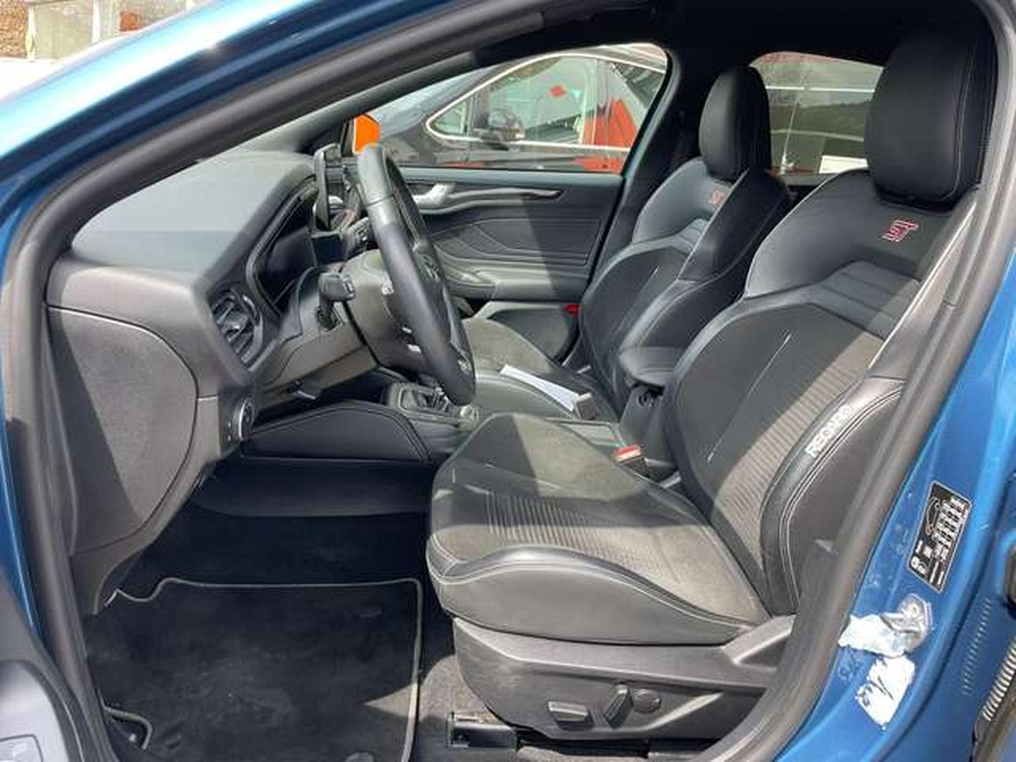 Ford Focus 2.0 EcoBlue ST - JUSQU'A 4 ANS DE GARANTIE (2020) - Photo 12