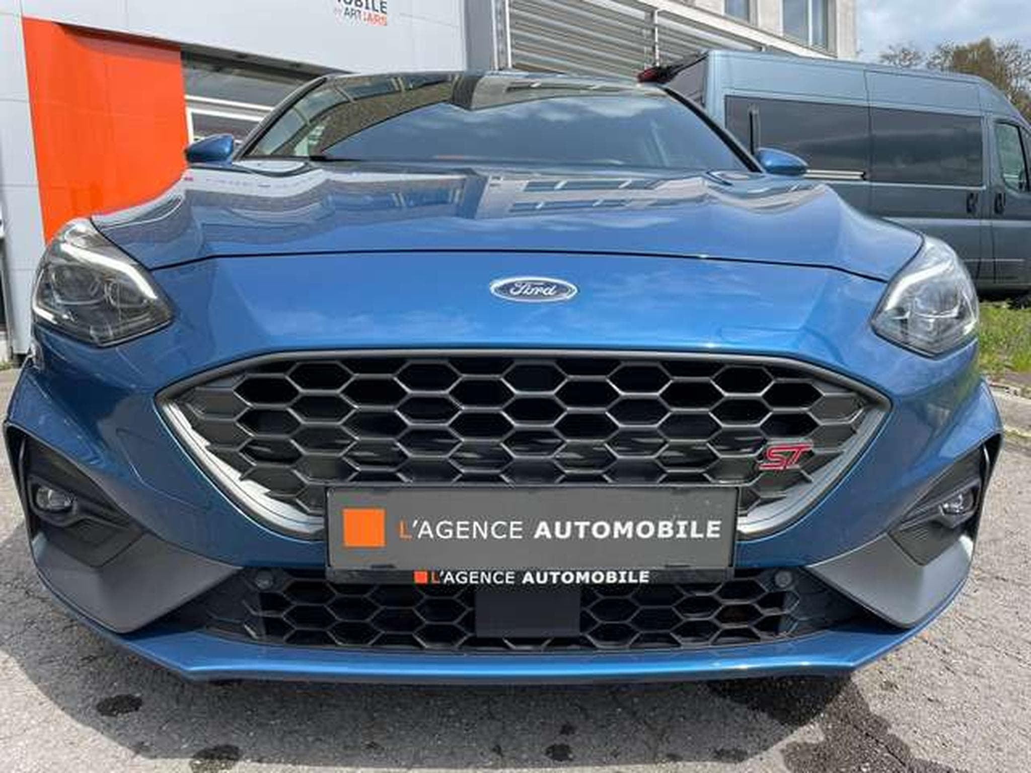 Ford Focus 2.0 EcoBlue ST - JUSQU'A 4 ANS DE GARANTIE (2020) - Photo 3