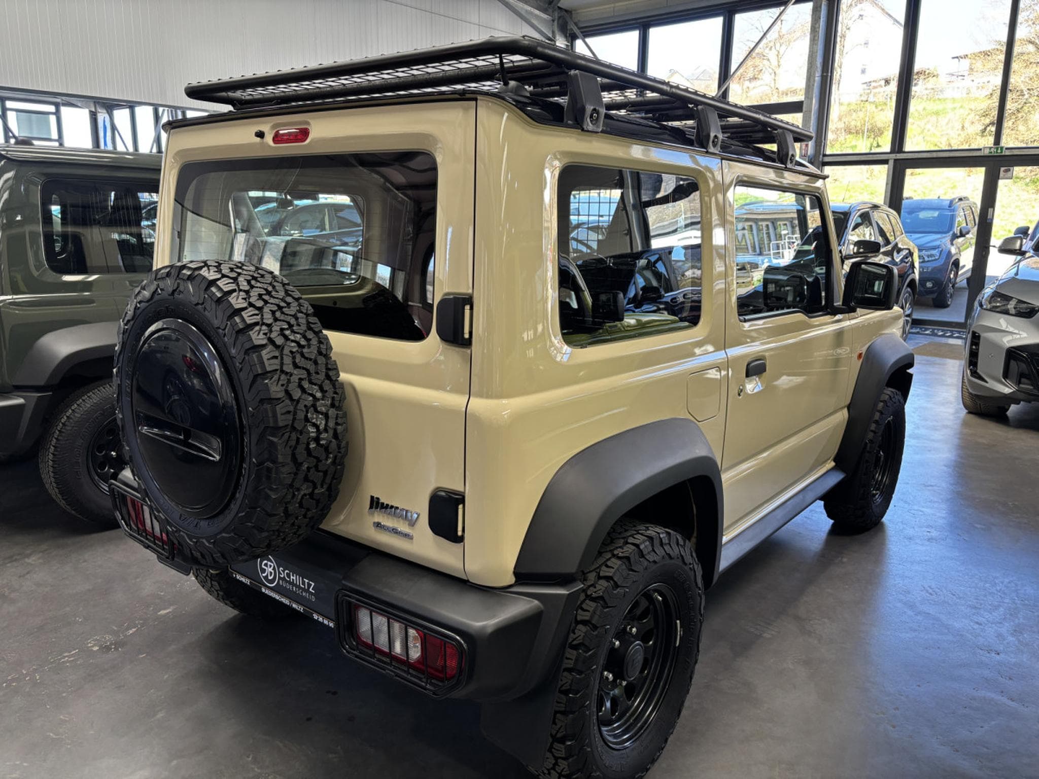 Suzuki Jimny 1.5 GL (2022) - Photo 2