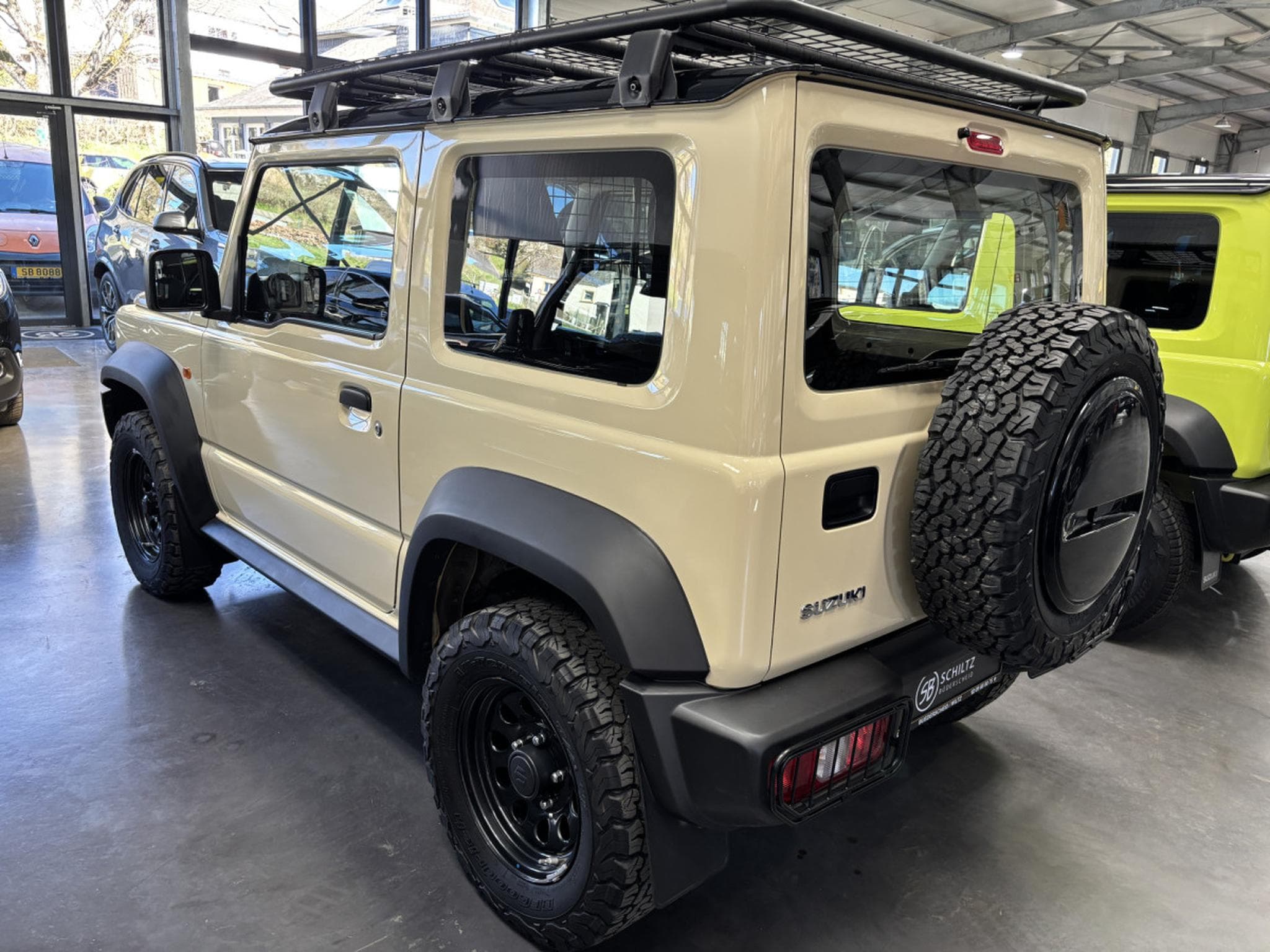 Suzuki Jimny 1.5 GL (2022) - Photo 4