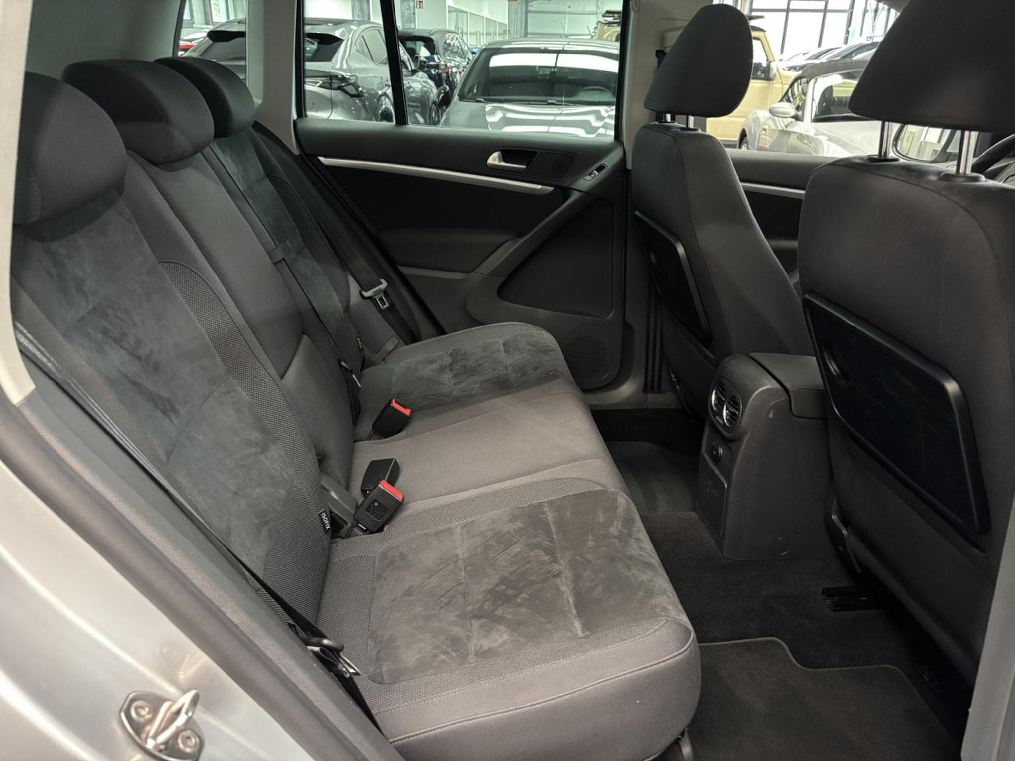 VW Tiguan 2.0 TSI DGS 4 Motion (2014) - Photo 13