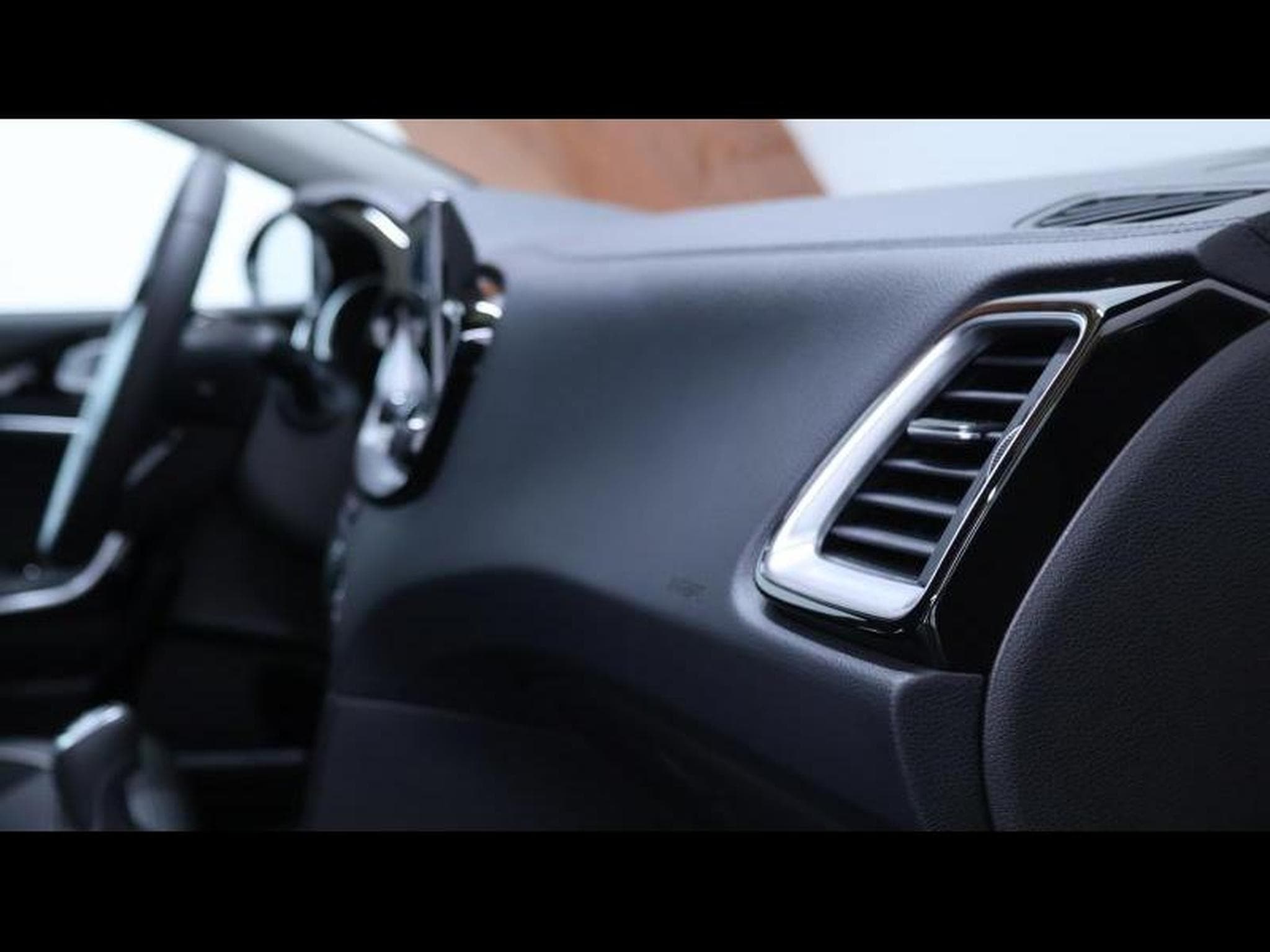 Kia Ceed SW MY25 Pulse 1.0 T-GDi 100 MT6 (2025) - Photo 12