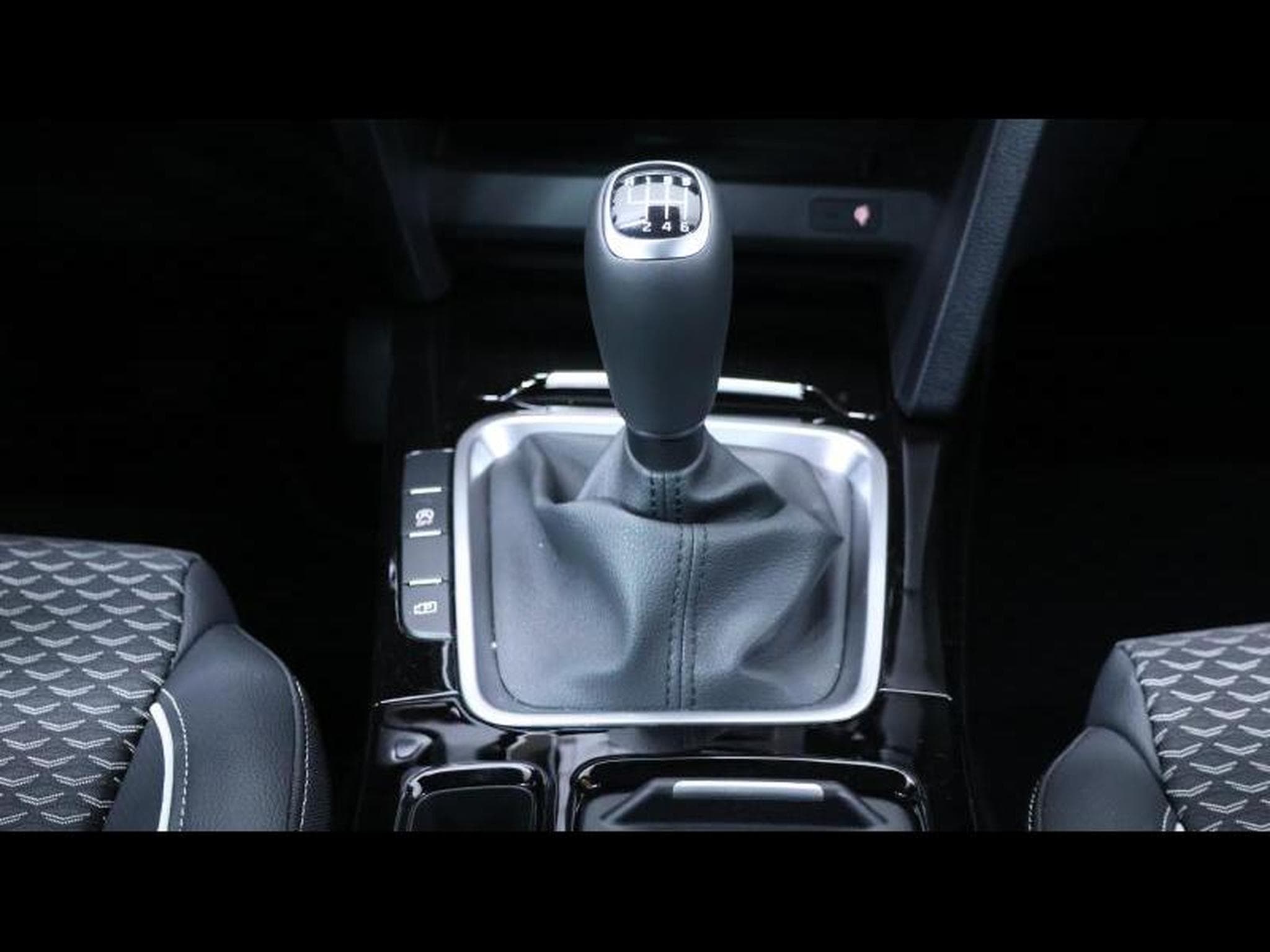 Kia Ceed SW MY25 Pulse 1.0 T-GDi 100 MT6 (2025) - Photo 17