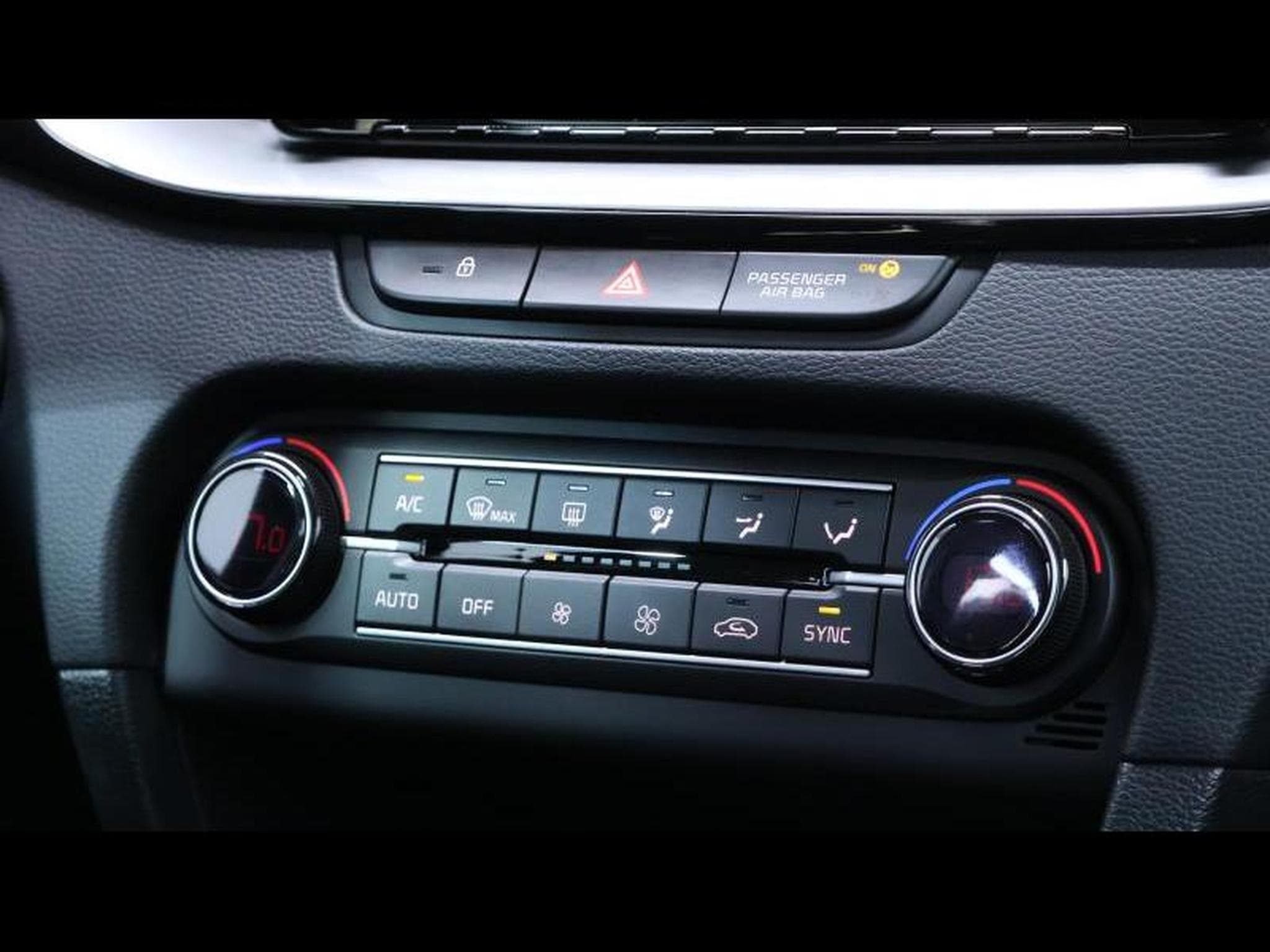 Kia Ceed SW MY25 Pulse 1.0 T-GDi 100 MT6 (2025) - Photo 19