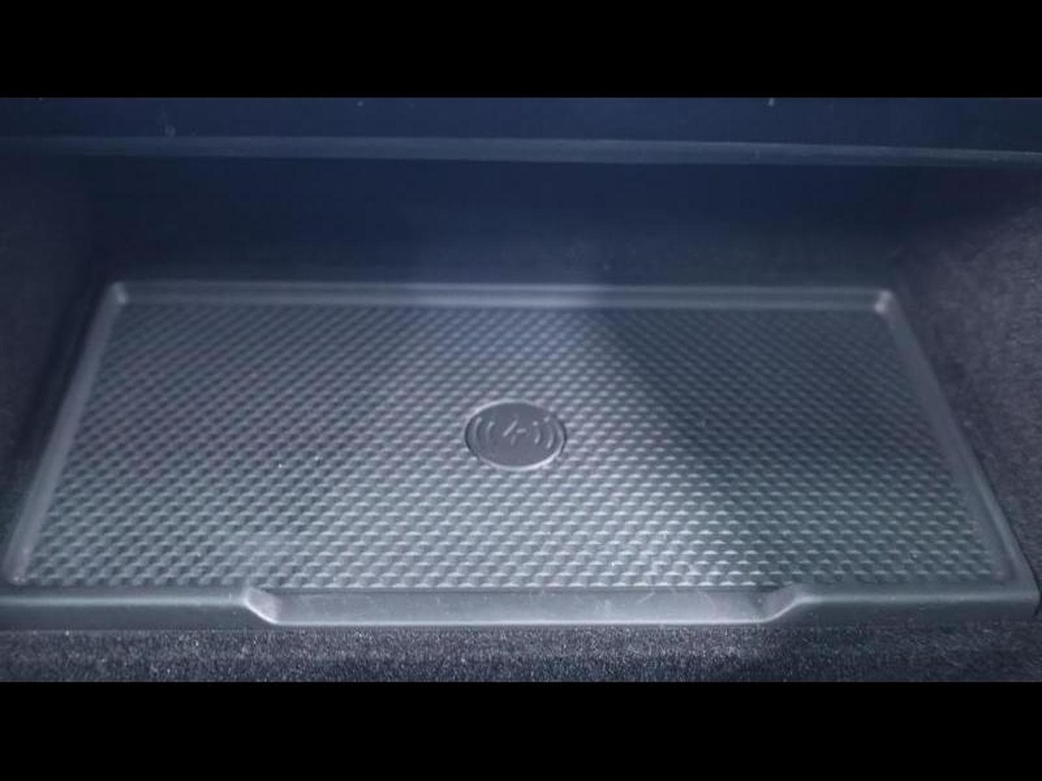 Land-Rover Range Rover Sport P635 SV Edition Two (2025) - Photo 29