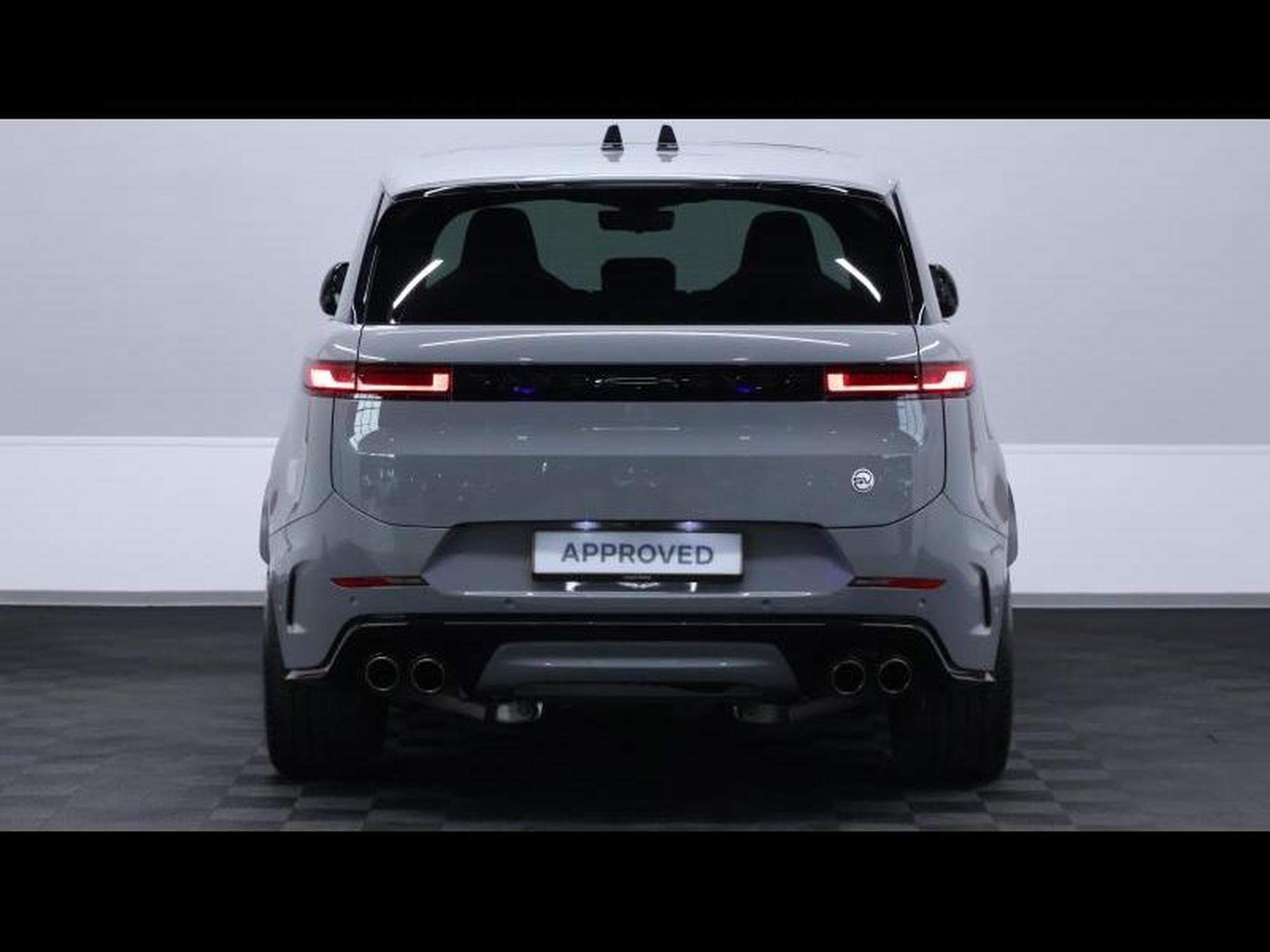 Land-Rover Range Rover Sport P635 SV Edition Two (2025) - Photo 5