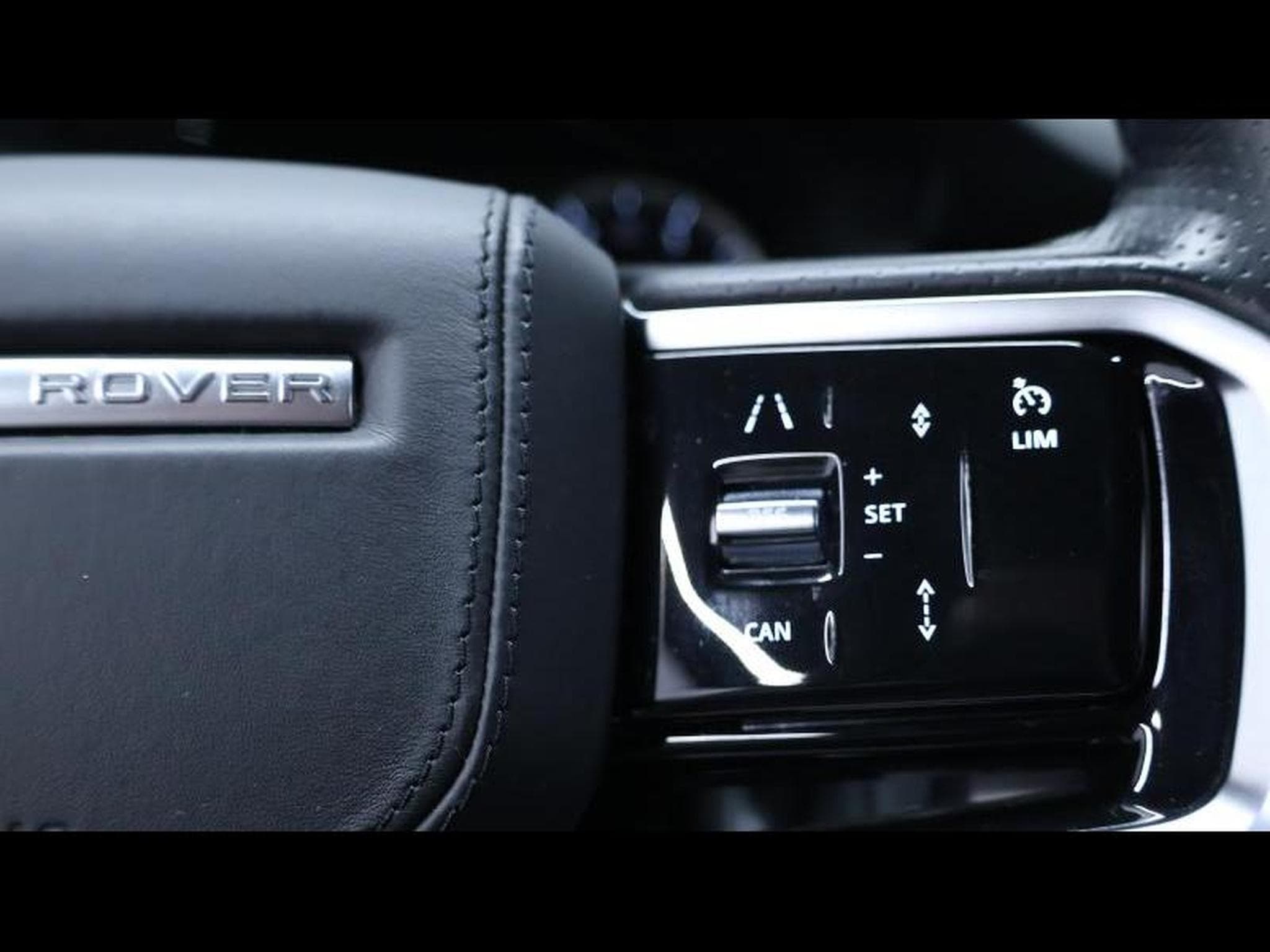 Land-Rover Range Rover Evoque D165 S R-Dynamic AWD Auto (2023) - Photo 16