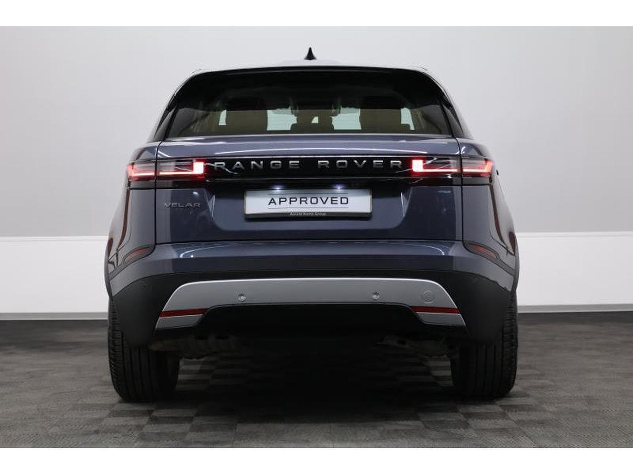 Land-Rover Range Rover Velar D200 AWD auto (2024) - Photo 5