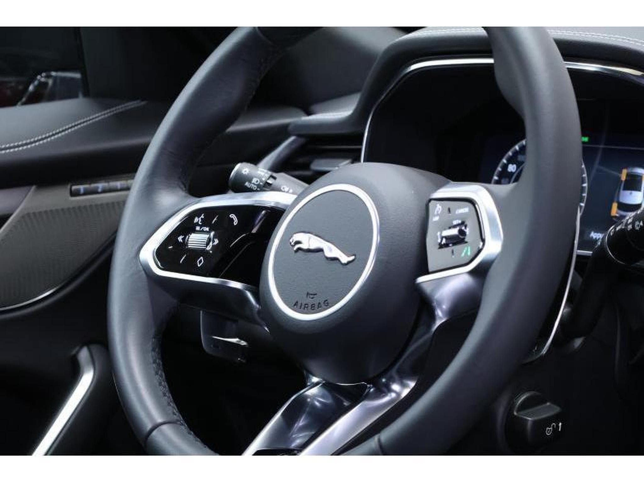 Jaguar F-Pace D165 S AWD Auto (2024) - Photo 11