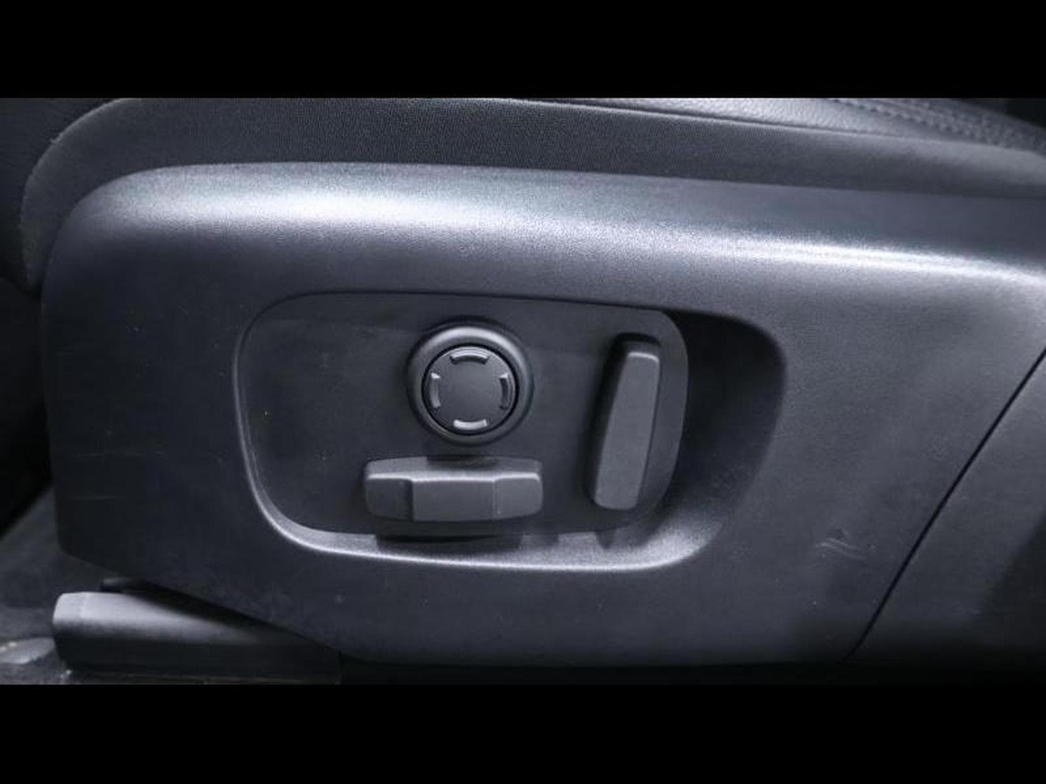 Land-Rover Range Rover Evoque D165 S AWD Auto (2024) - Photo 23