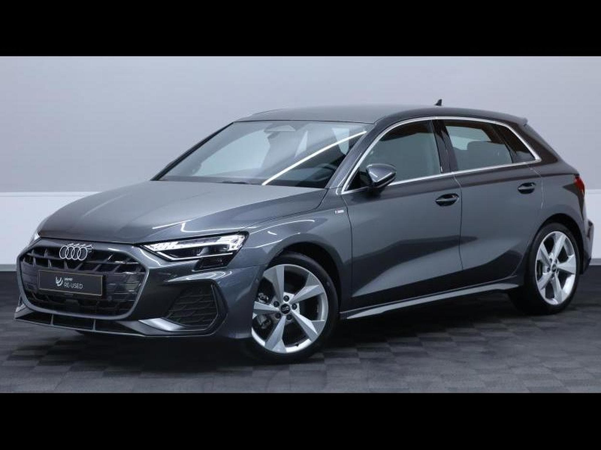 Audi A3 Sportback 35 TFSI 150 S-Line (2025) - Photo 1