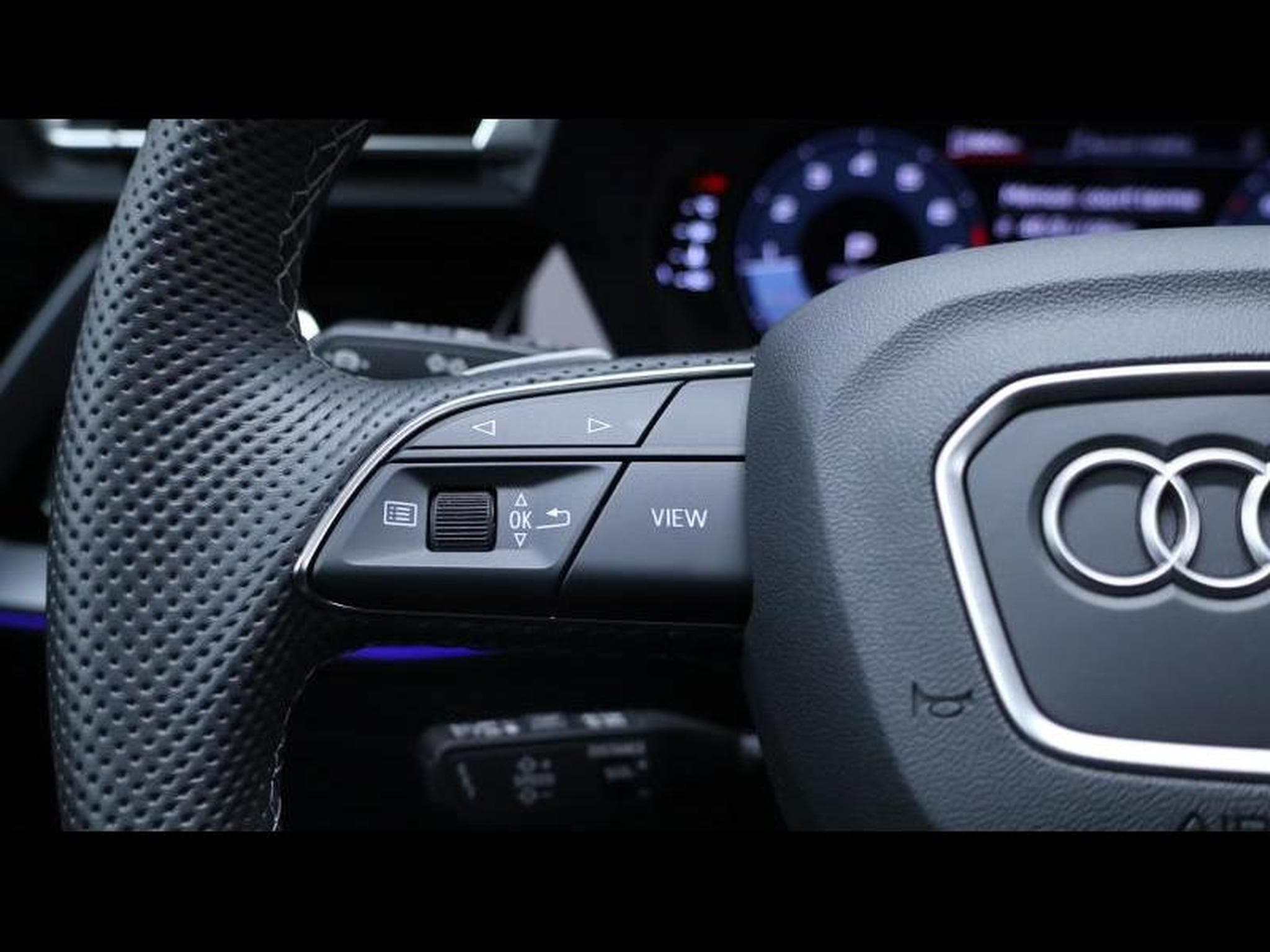 Audi A3 Sportback 35 TFSI 150 S-Line (2025) - Photo 16