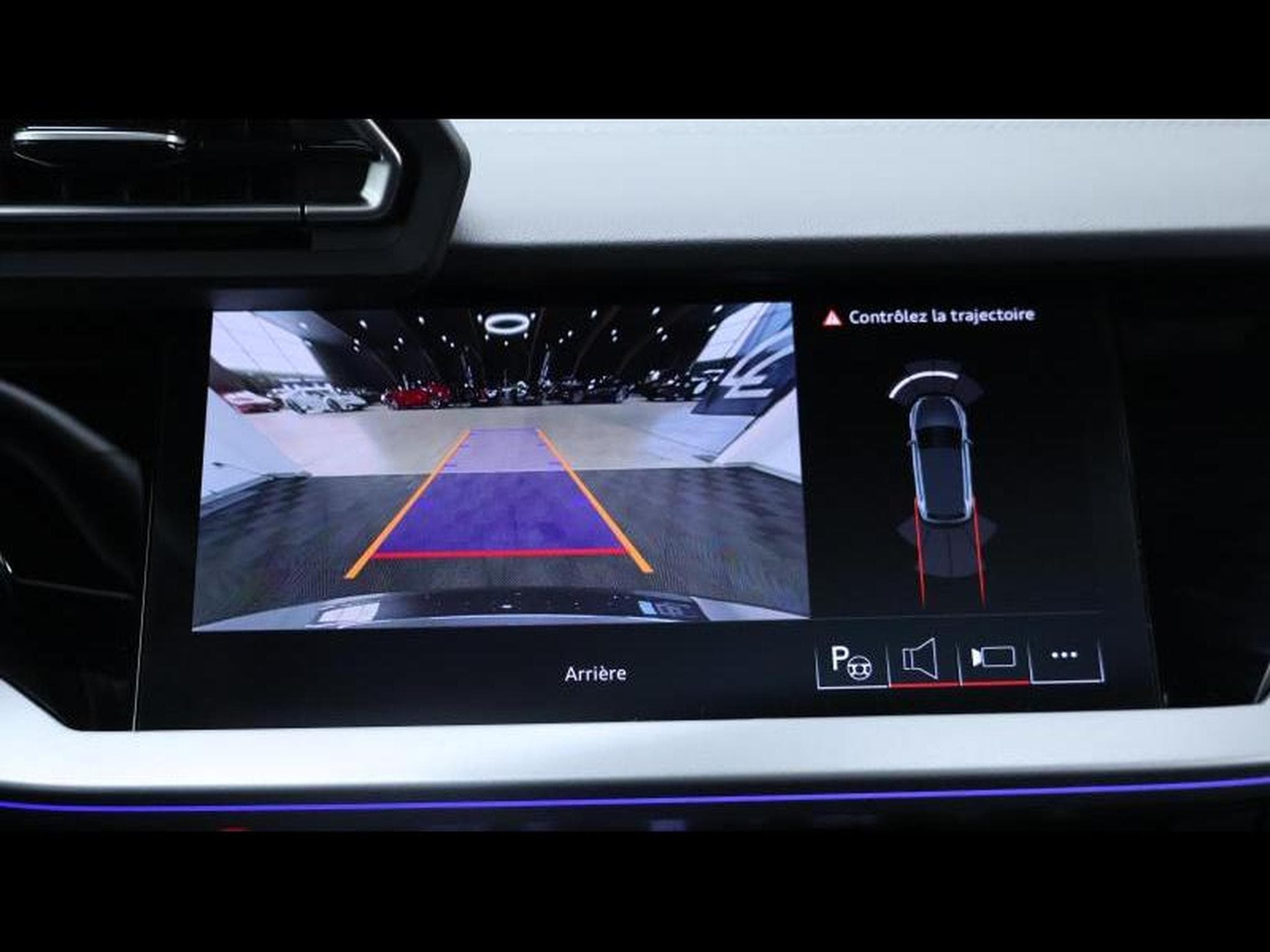 Audi A3 Sportback 35 TFSI 150 S-Line (2025) - Photo 23