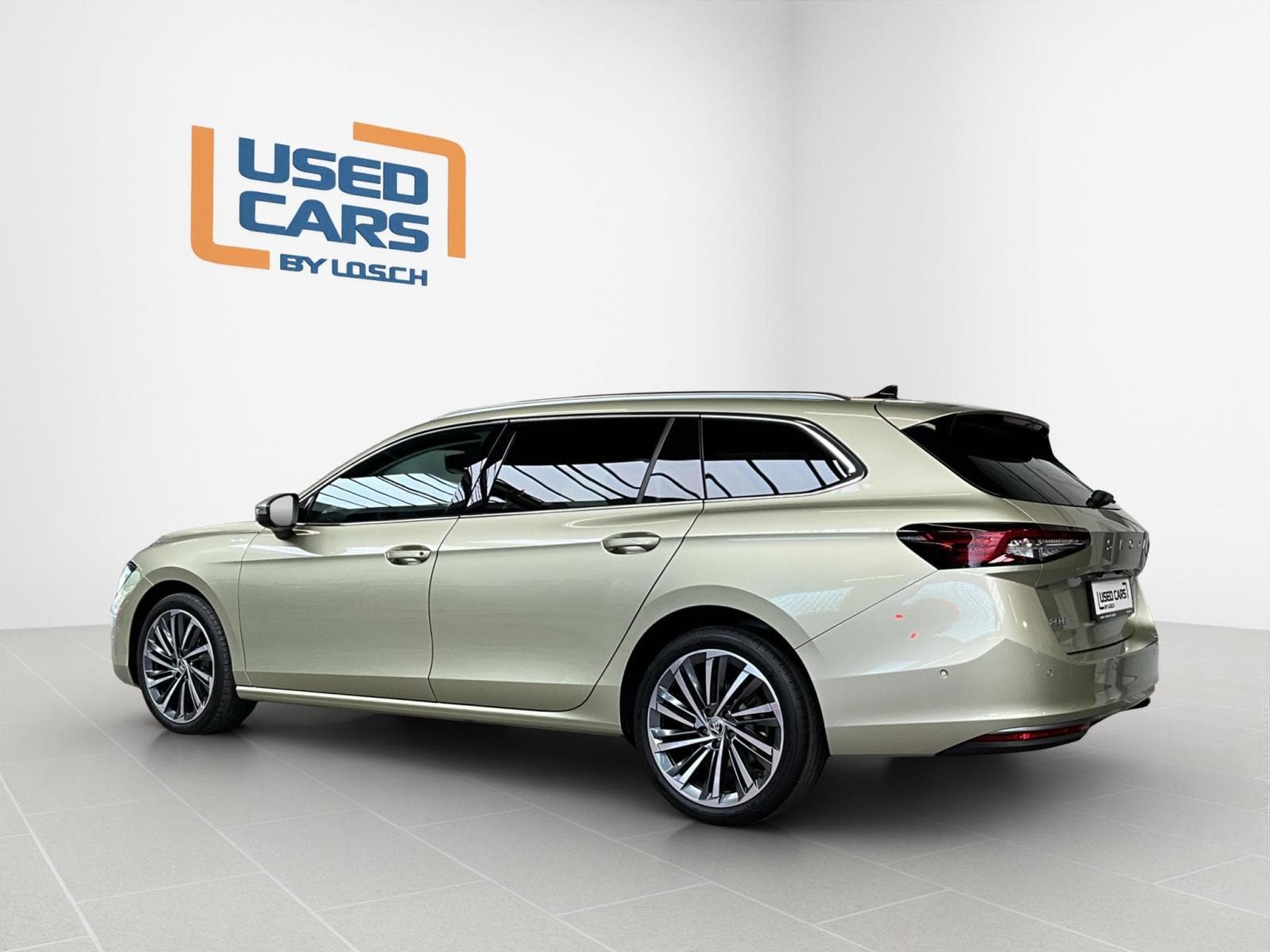 Skoda Superb L&K+DSG+Stand.H+AHK+LM19 (2025) - Foto 5