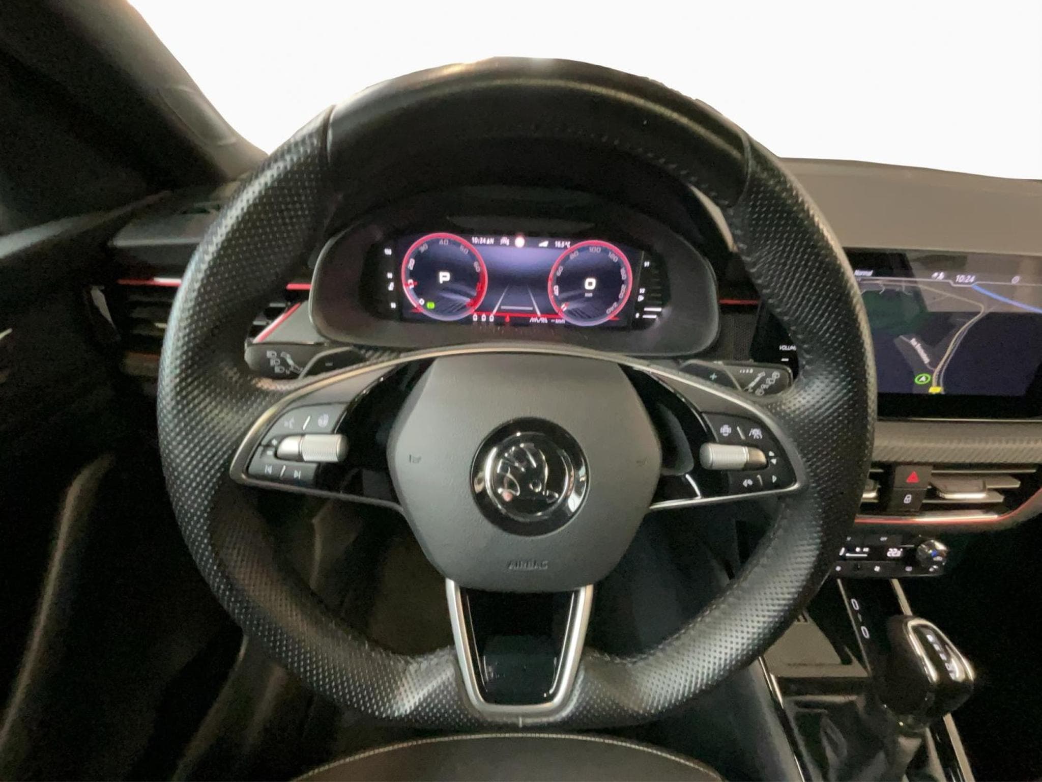Skoda Kamiq Monte-Carlo+DSG+Pano+Navi (2024) - Foto 10