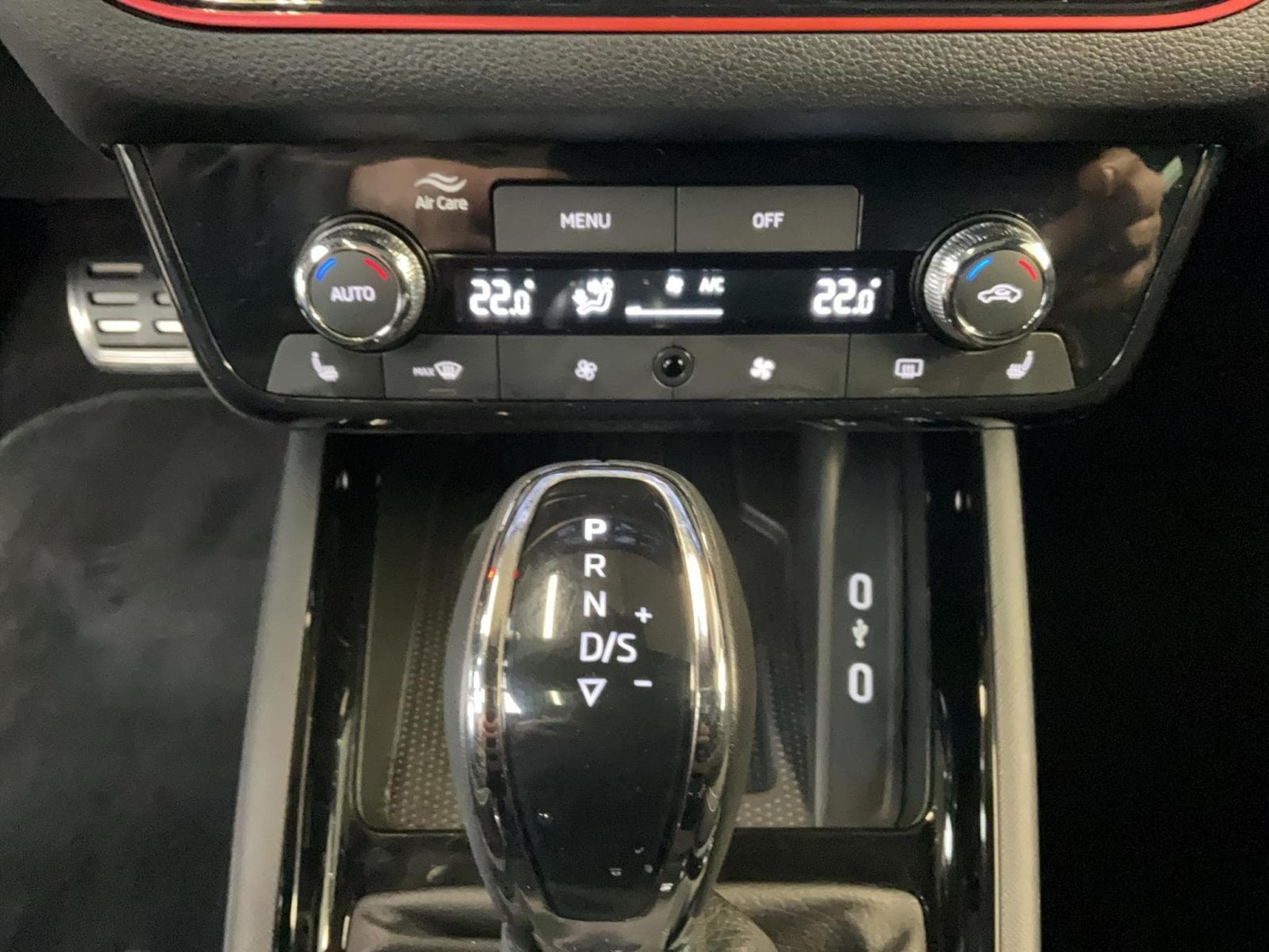 Skoda Kamiq Monte-Carlo+DSG+Pano+Navi (2024) - Foto 21