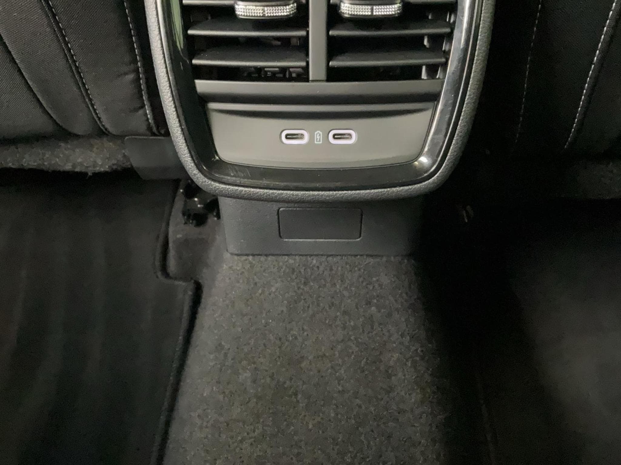 Skoda Kamiq Monte-Carlo+DSG+Pano+Navi (2024) - Foto 22