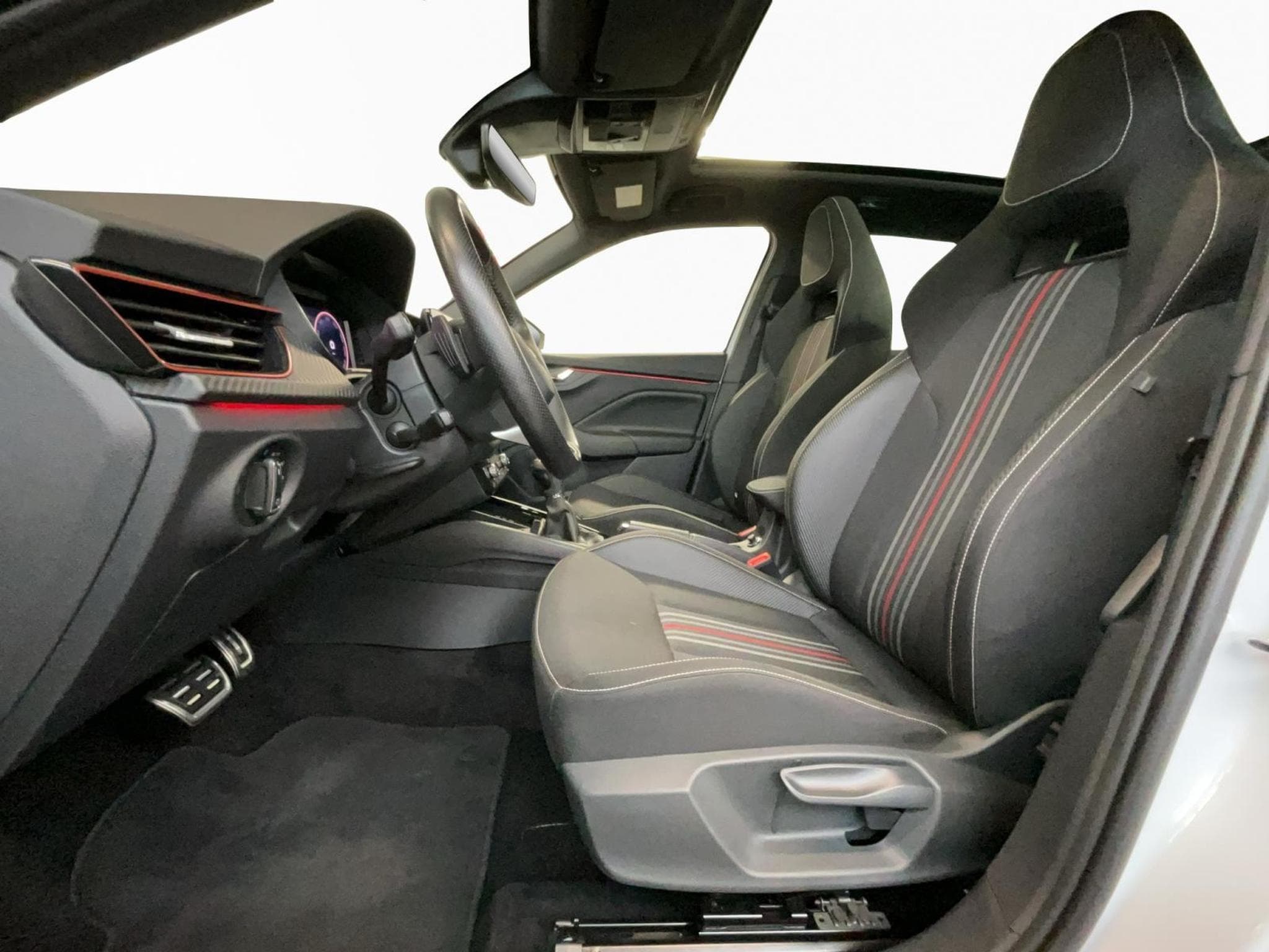 Skoda Kamiq Monte-Carlo+DSG+Pano+Navi (2024) - Foto 9