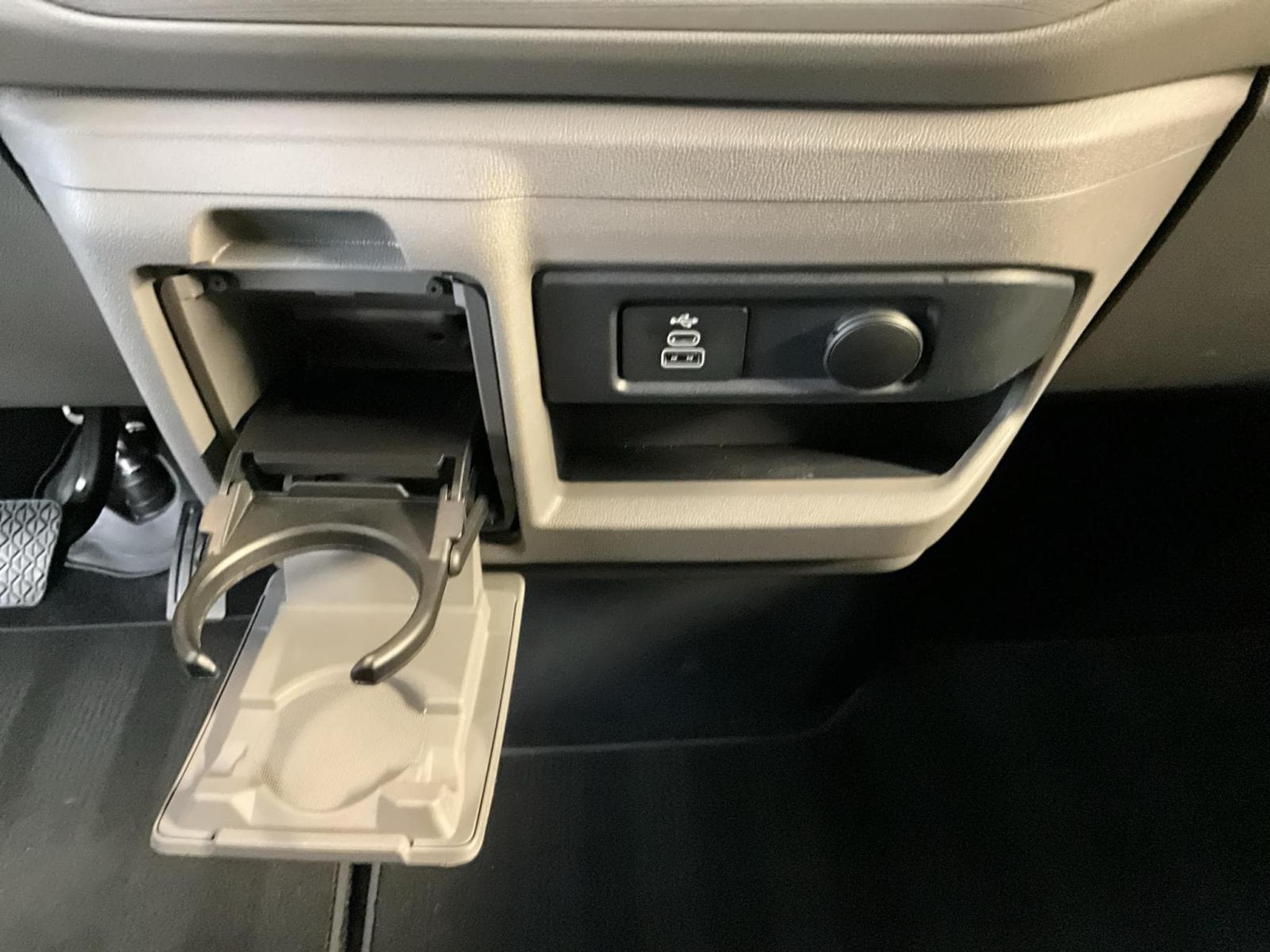 VW T7 Life+Kurz+DSG+9Sitze+LED (2025) - Photo 18