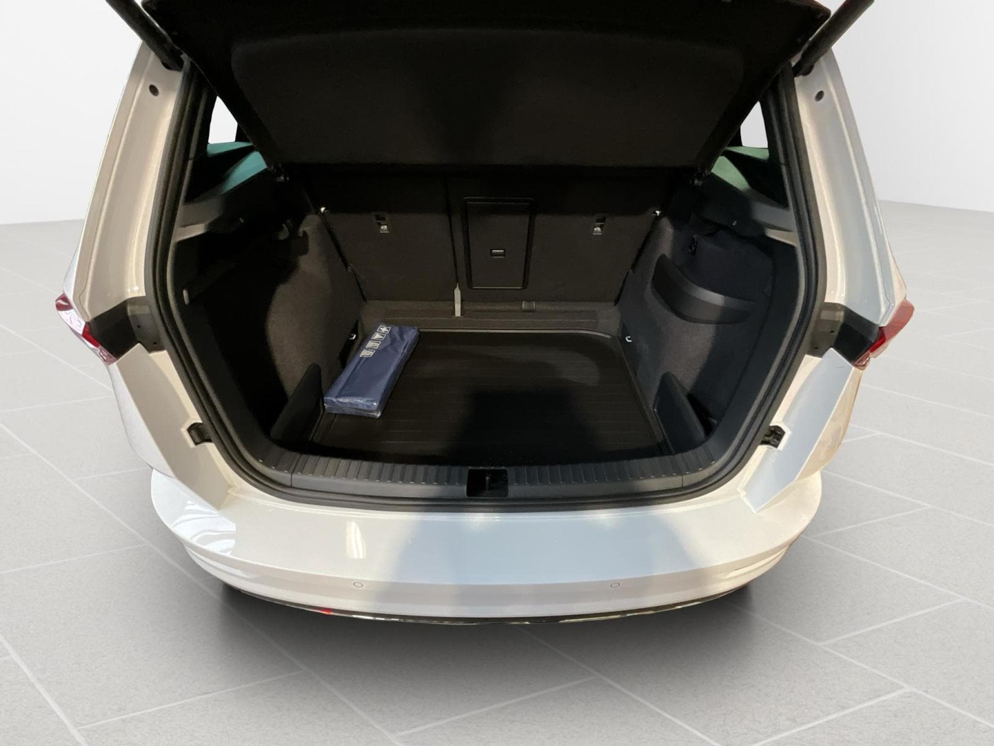 Skoda Karoq Sportline+DSG (2024) - Foto 16