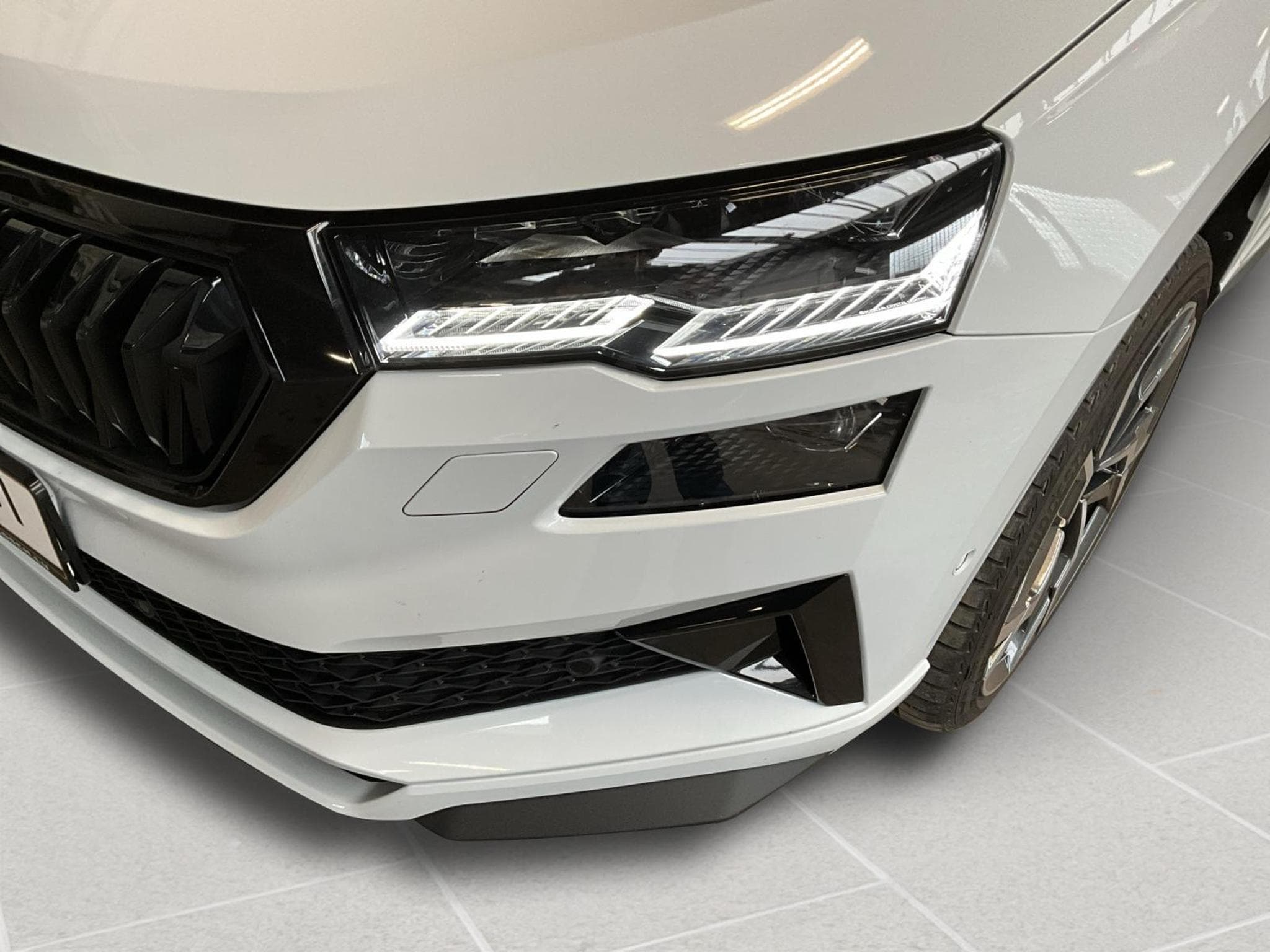 Skoda Karoq Sportline+DSG (2024) - Foto 17