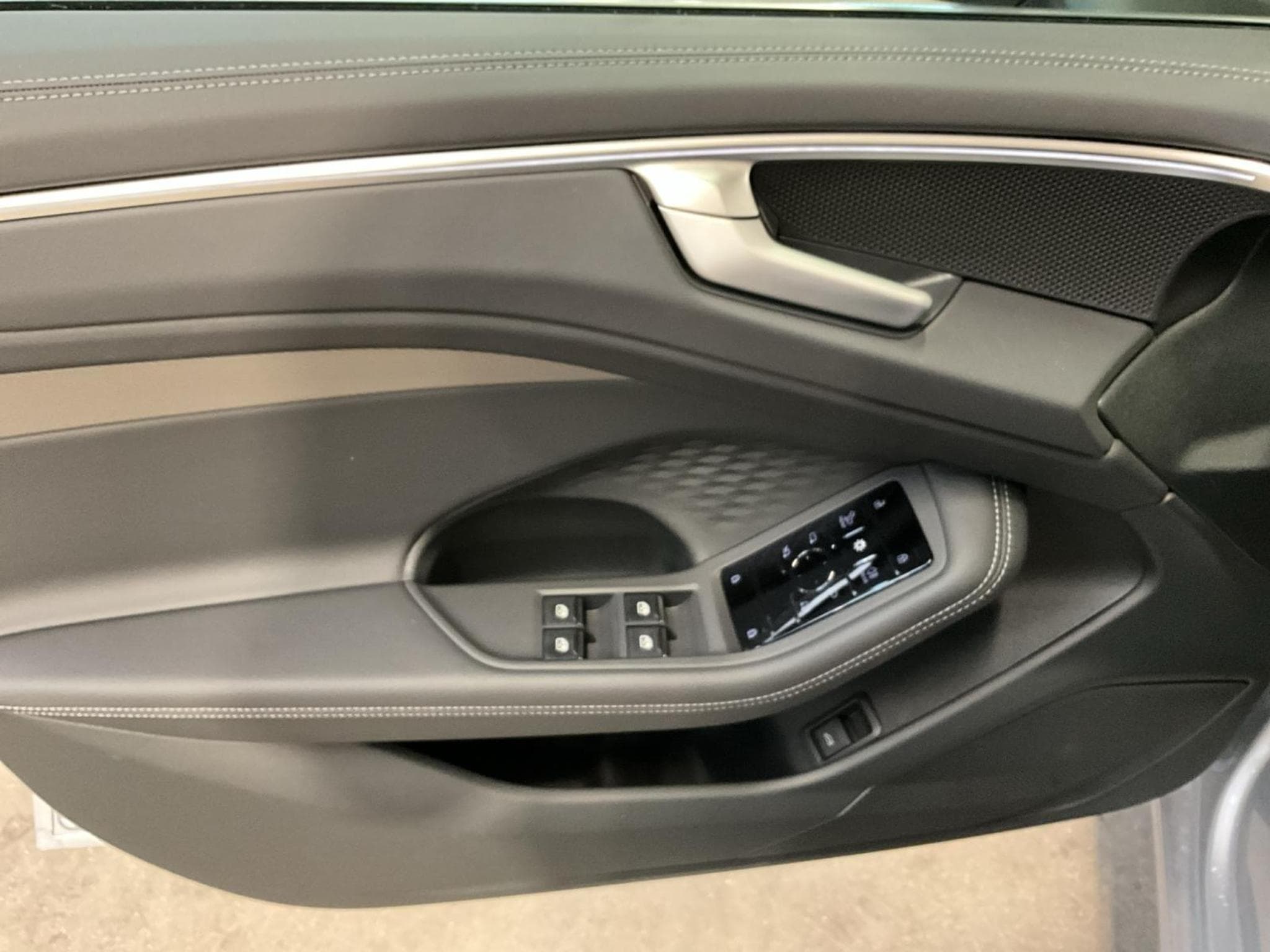 Audi A6 Avant+S-Tronic+TDI+P.Business (2025) - Photo 14