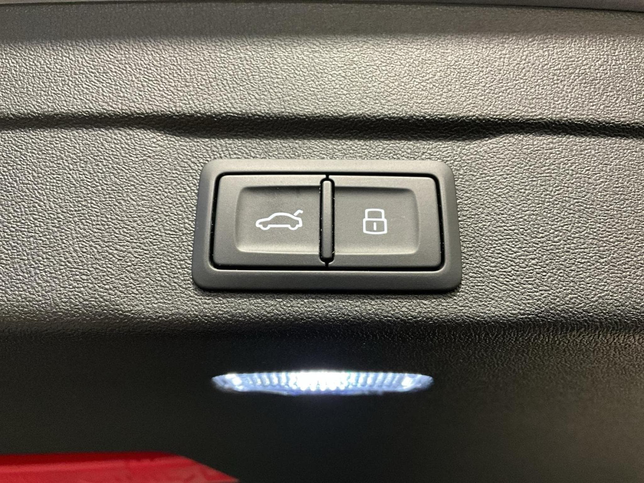 Audi A6 Avant+S-Tronic+TDI+P.Business (2025) - Photo 18